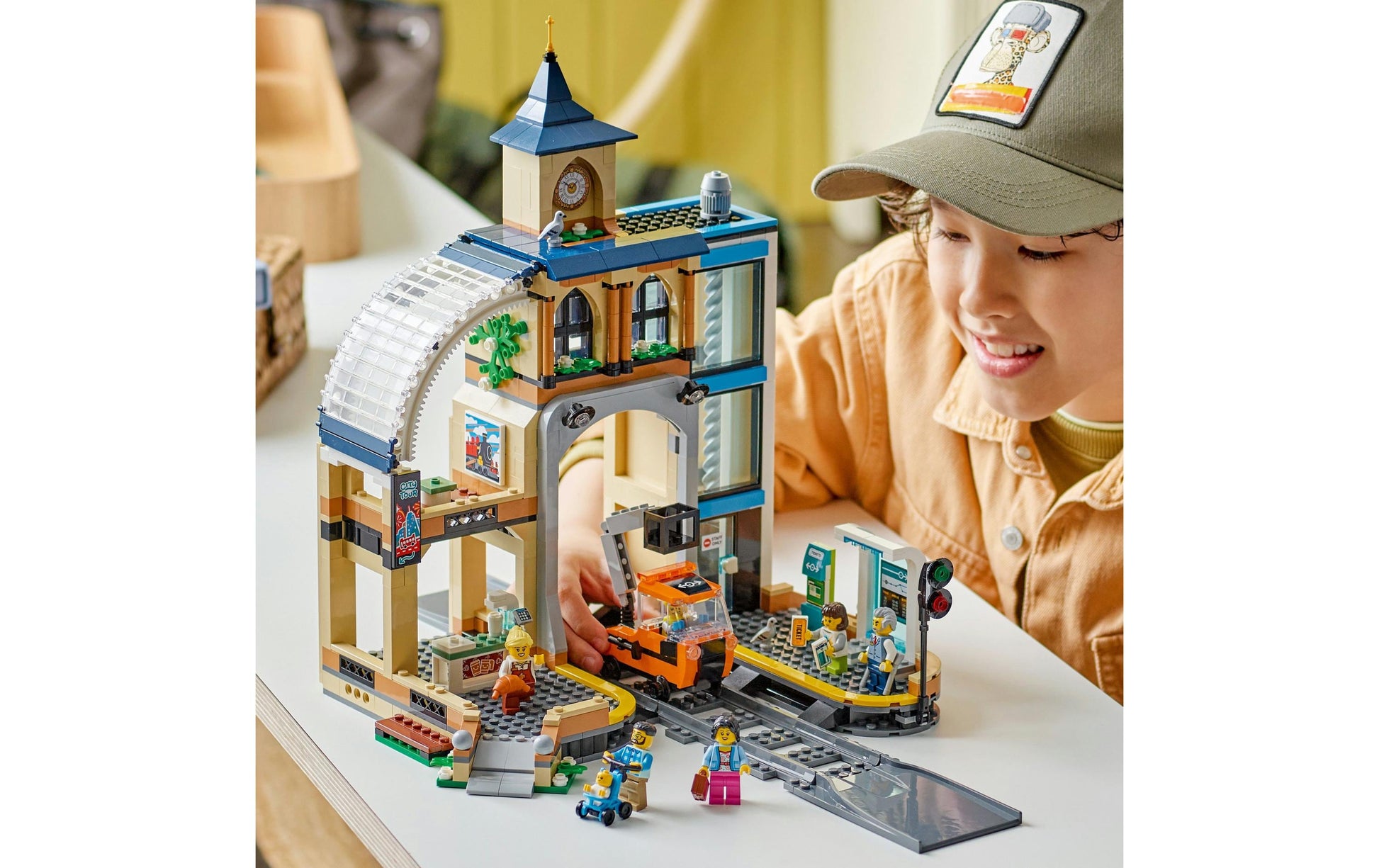 LEGO Hauptbahnhof – City – 752-teilig – 35,4 × 9,4 × 37,8 cm – ab 7 J.