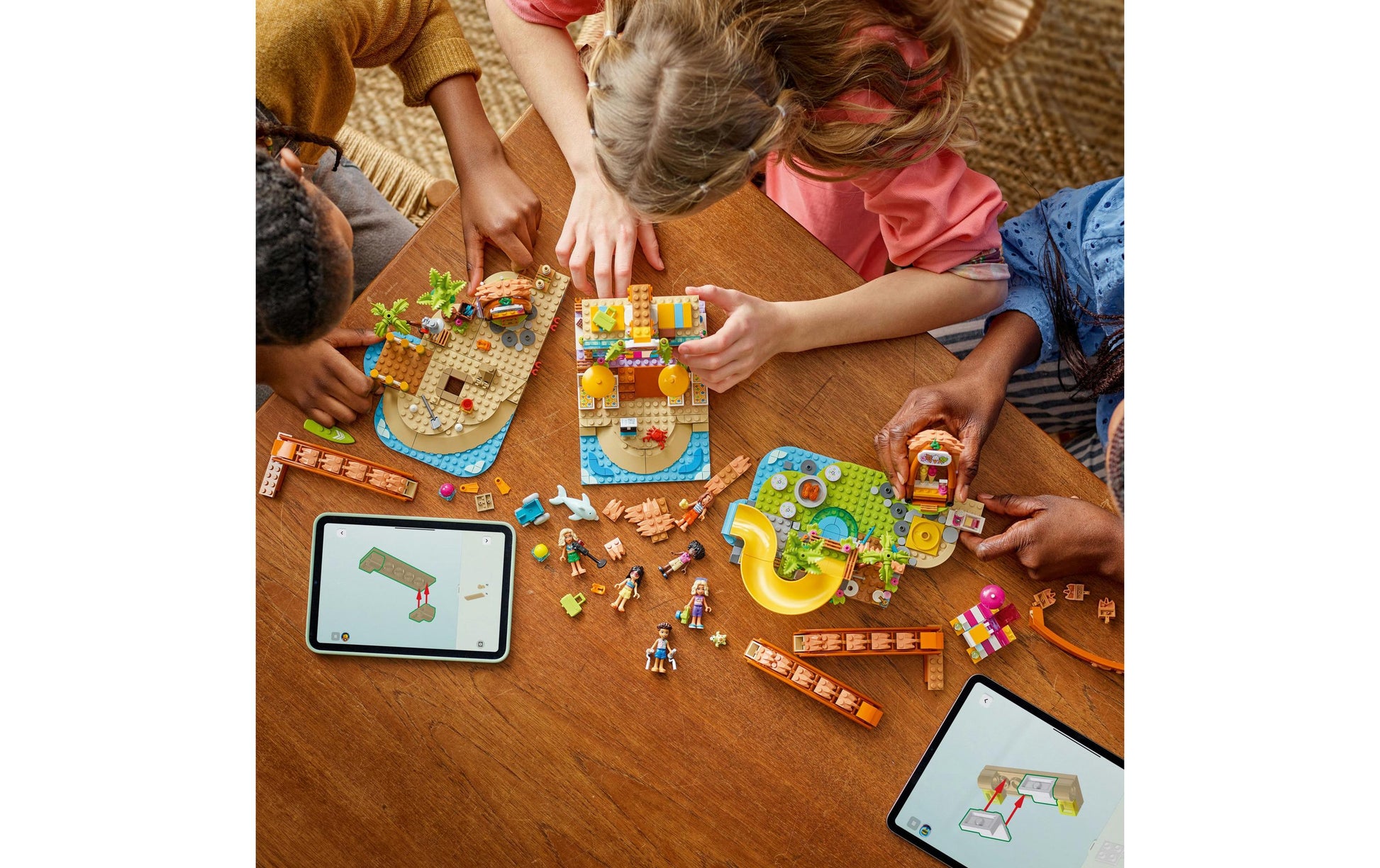 LEGO Friends Familienurlaub im Strandresort Bauset – 1'140-teilig – 37,8 × 9,4 × 48 cm – ab 8 J.