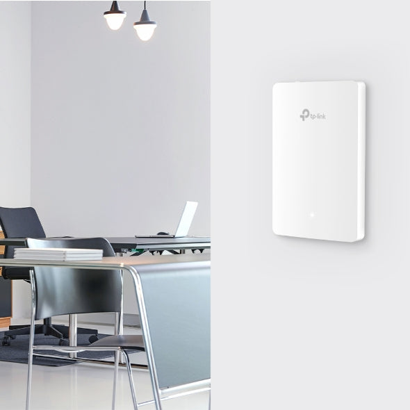 TP-Link Omada EAP615-WALL – Access Point – Wi-Fi 6 (2,4/5 GHz), 1,8 Gbit/s, GbE, PoE, Wandmontage