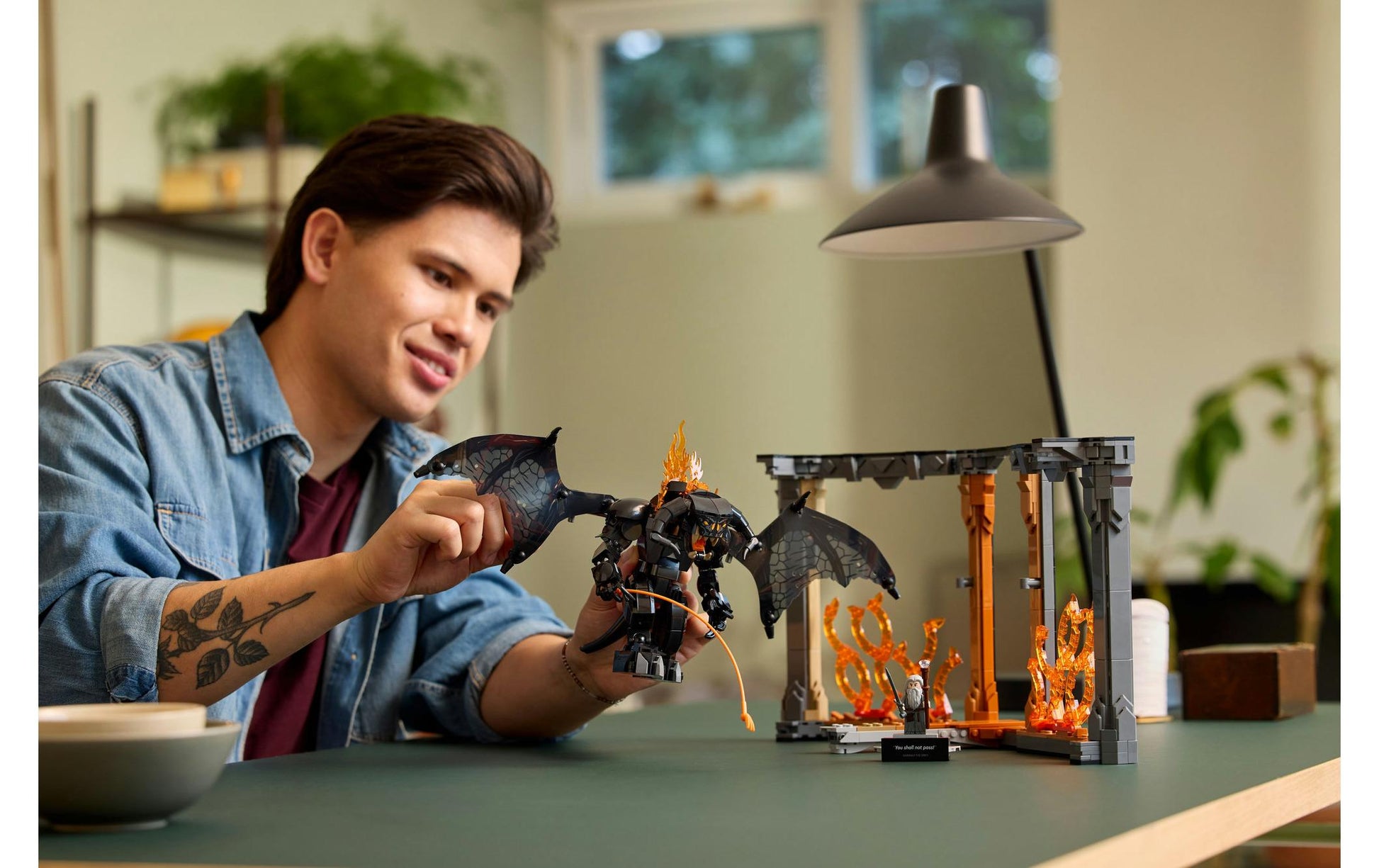 LEGO Icons 10367 Bücherstütze – Balrog – 1201-teilig – 26,2×9,4×38,2 cm – ab 18 J.