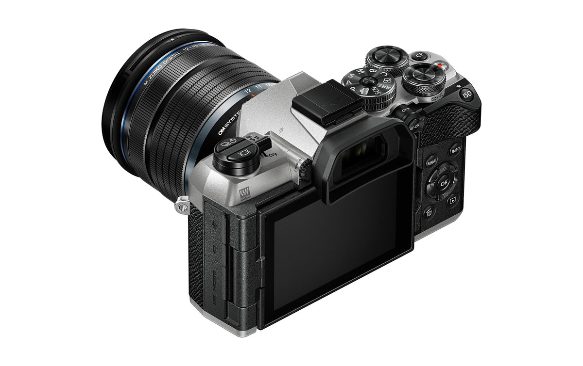 Om-system OM System OM-5 II – Systemkamera Kit 12–45mm, 20,4 MP MFT, 4K, Silber