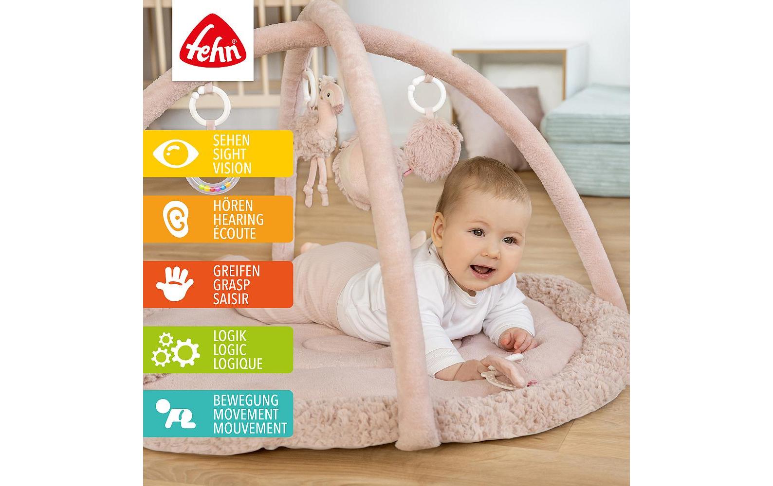 Fehn Krabbeldecke Flamingo – mit Spielbogen, 5 Spielbügel – 92 × 48 cm – ab 0 J. – Plüsch, Polyester – rosa