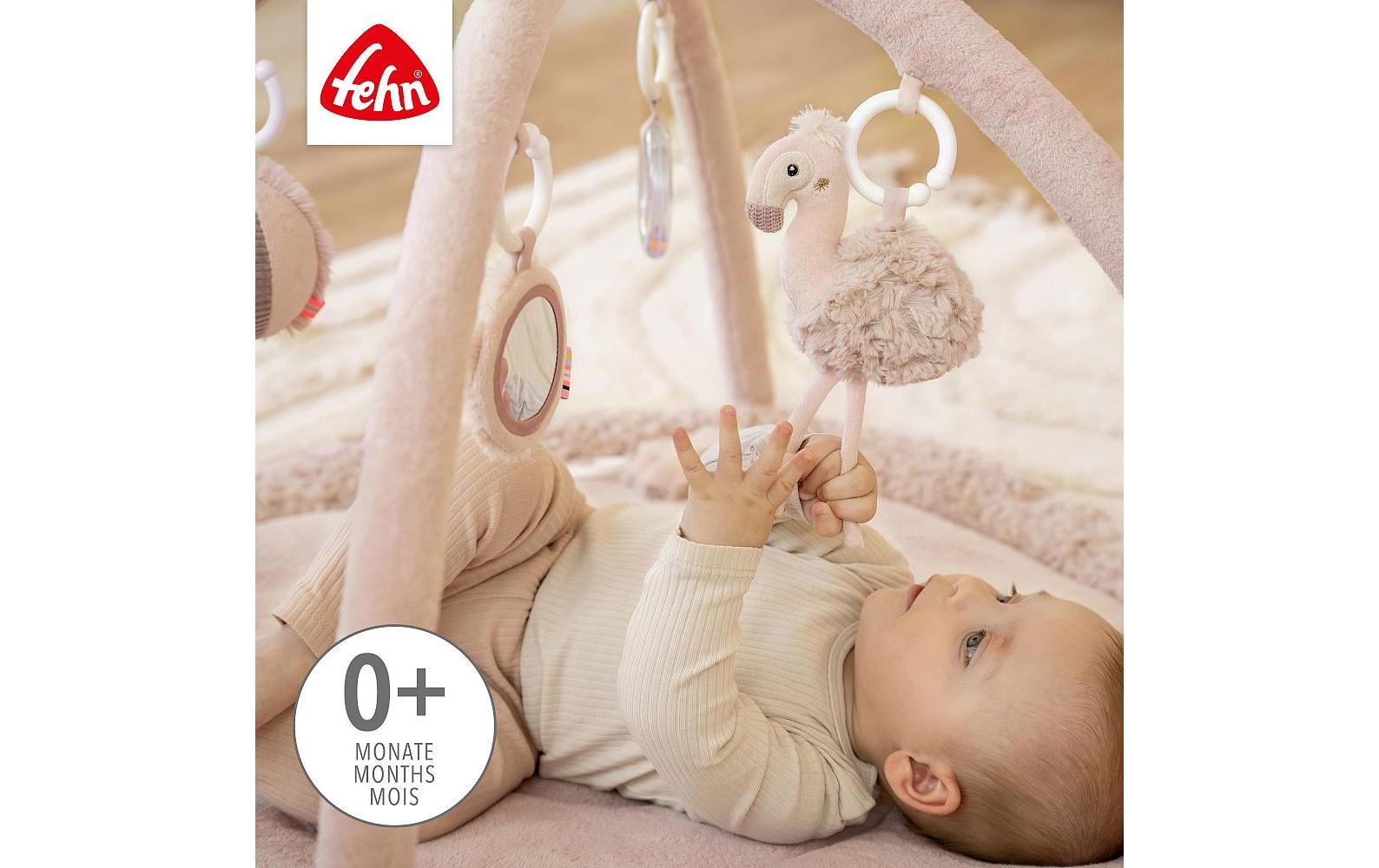 Fehn Krabbeldecke Flamingo – mit Spielbogen, 5 Spielbügel – 92 × 48 cm – ab 0 J. – Plüsch, Polyester – rosa