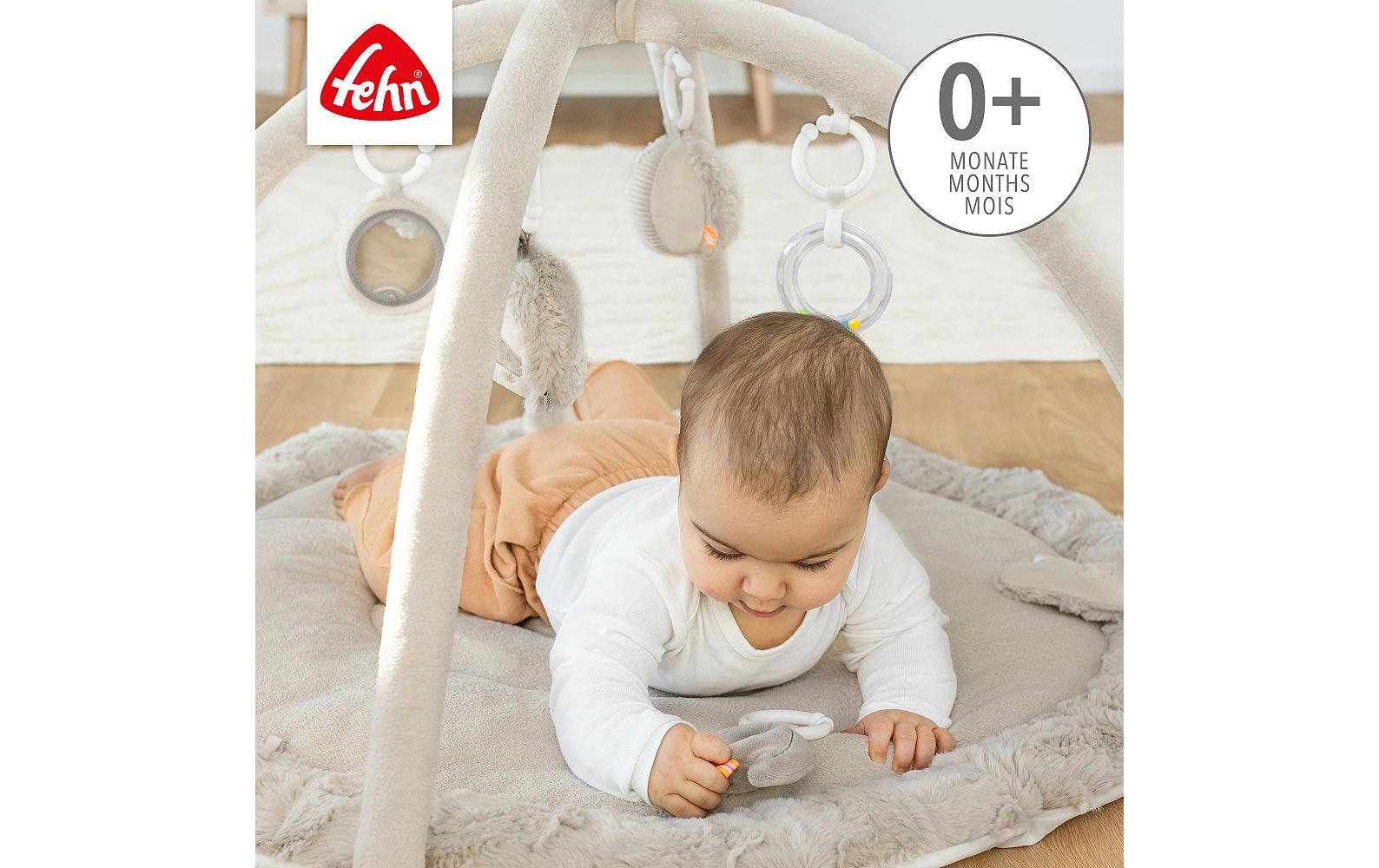 Fehn Krabbeldecke mit Spielbogen – 92 × 48 cm – ab 0 J. – Plüsch, Polyester – grau/beige