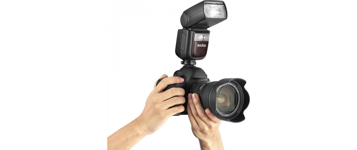 Godox V860III Blitzgerät – Leitzahl 60, Li-Ion 2600 mAh, 1,5 s Blitzfolgezeit – für Canon – Schwarz