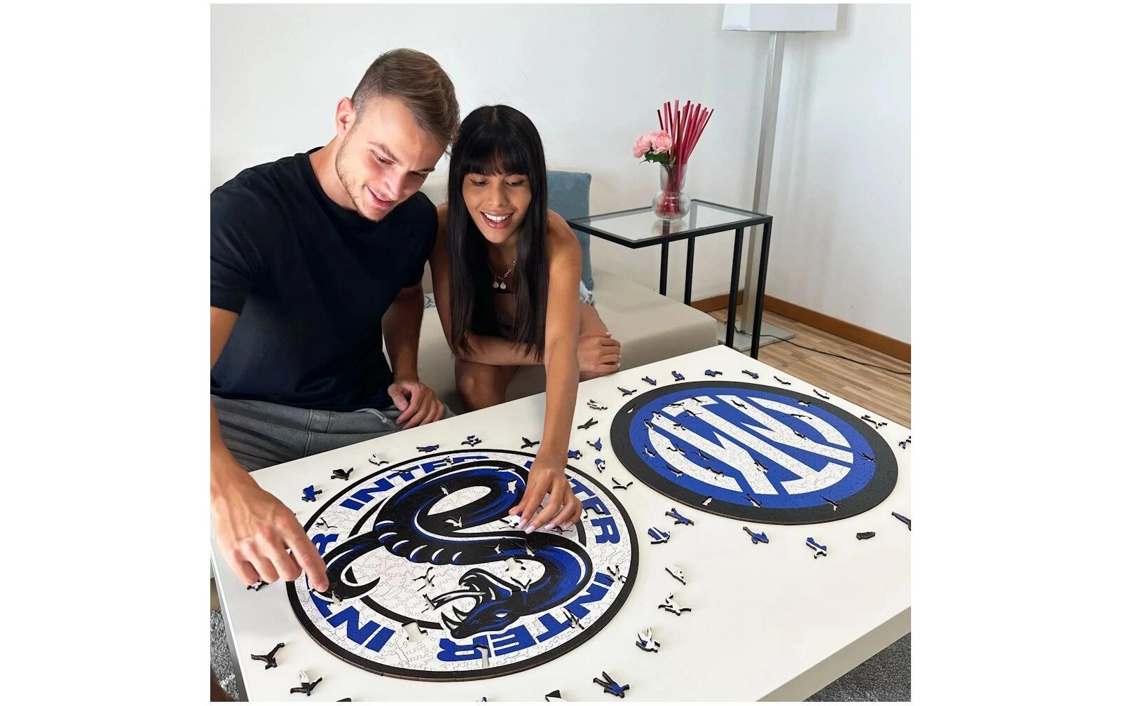 Iconic Puzzles Puzzle FC Inter Mailand – Logo mit Schlange – 270 Teile – 37,5 × 37,5 cm – ab 10 J. – Holz