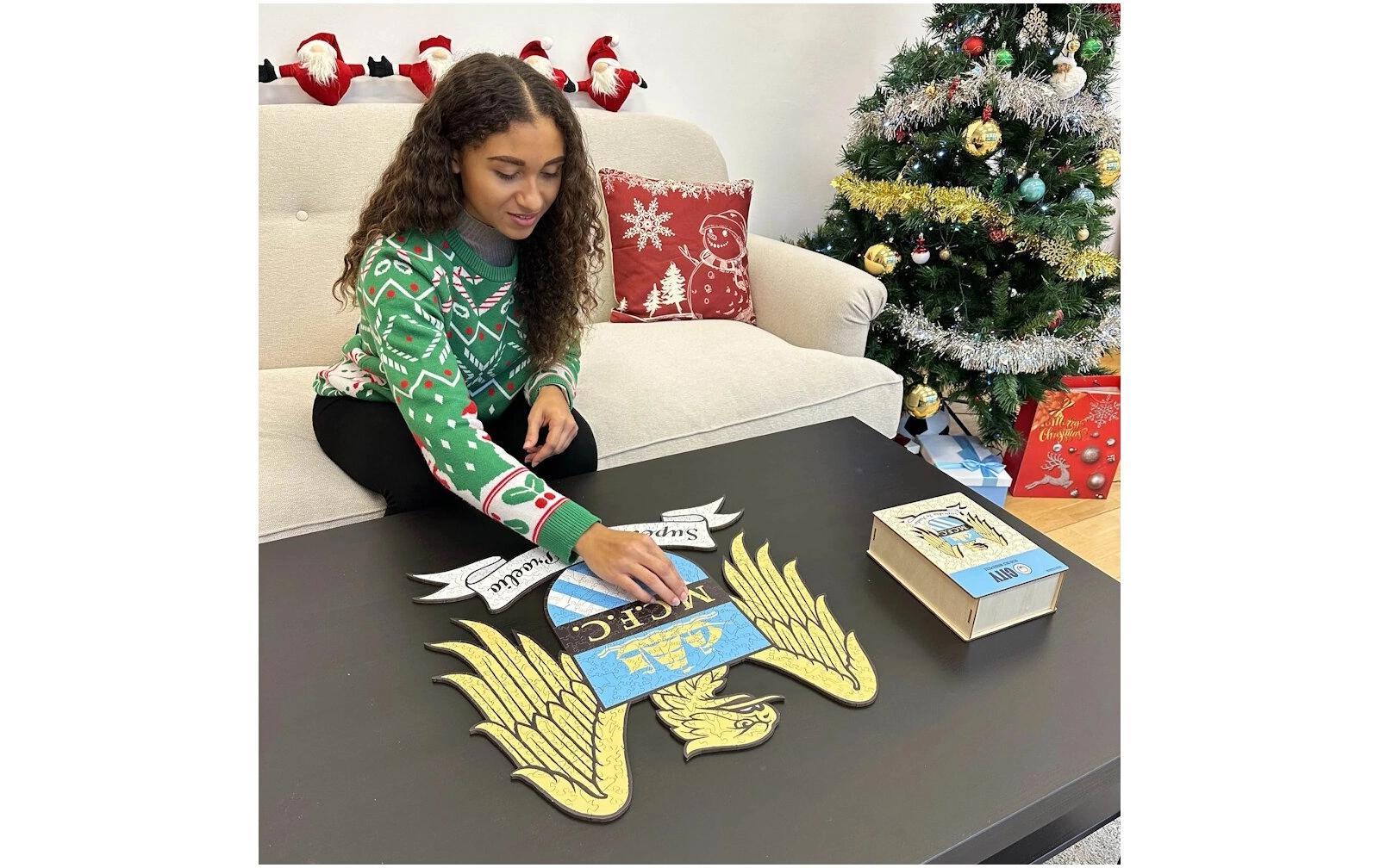 Iconic Puzzles Puzzle Man City FC Retro Logo – 270 Teile – 37,5×35 cm – ab 10 J. – Holz – mehrfarbig – FSC