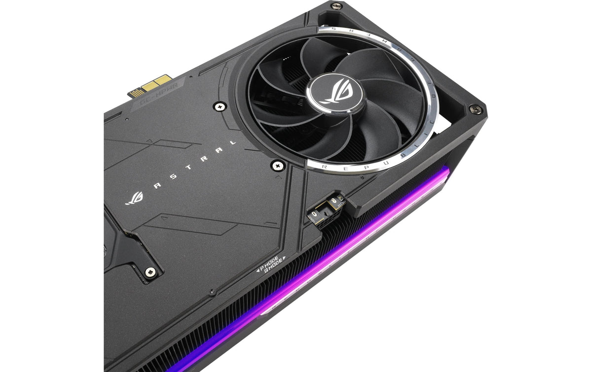 ASUS ROG Astral RTX5090 32G – PCIe Grafikkarte – 3×DisplayPort, 2×HDMI, PCIe 5.0, 1×16‑Pin