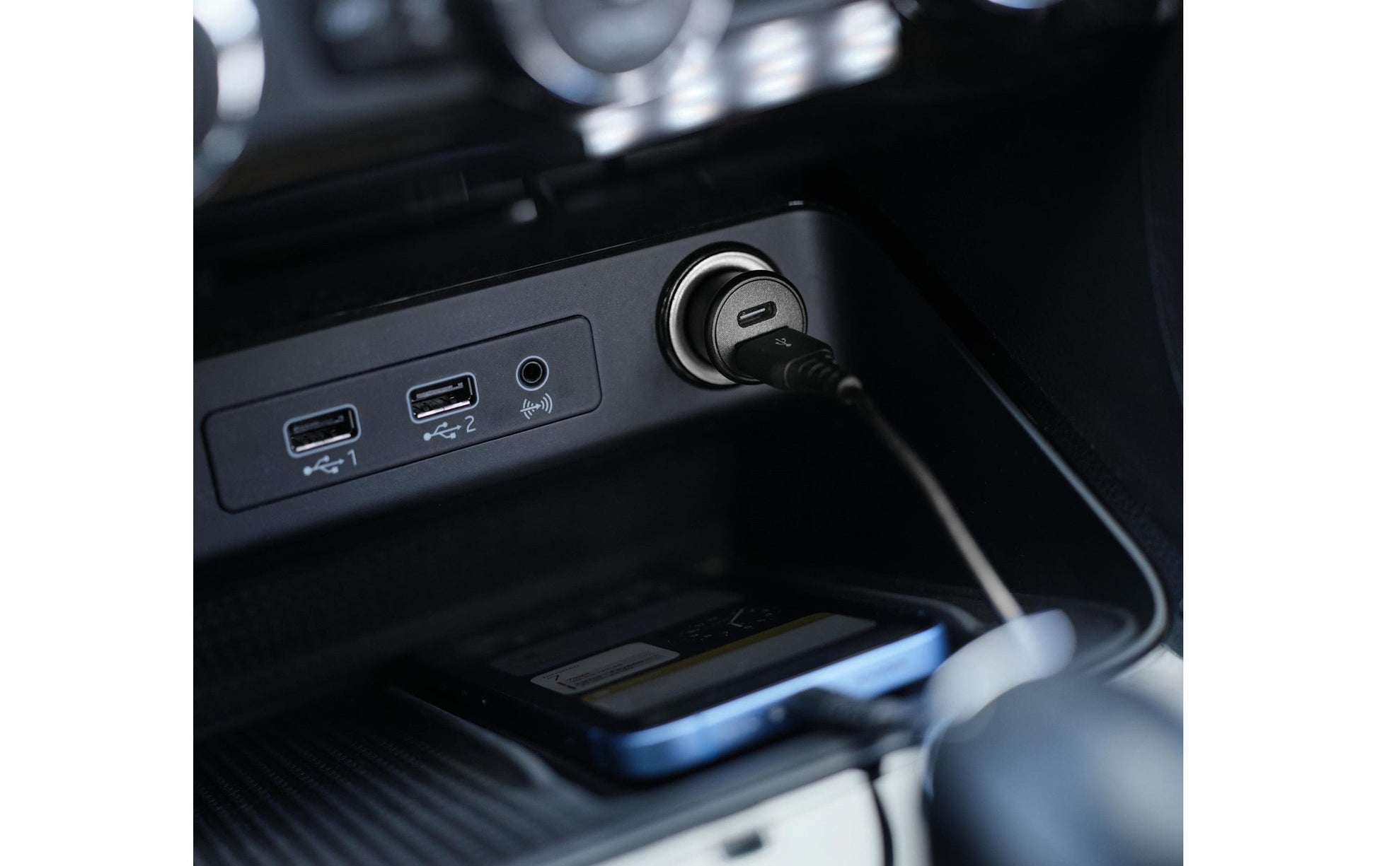 Trust Maxo Auto-Ladegerät 38 W – USB-C×1, USB-A×1 – PD, QC 3.0, PPS – für 12–24 V Fahrzeuge – Schwarz