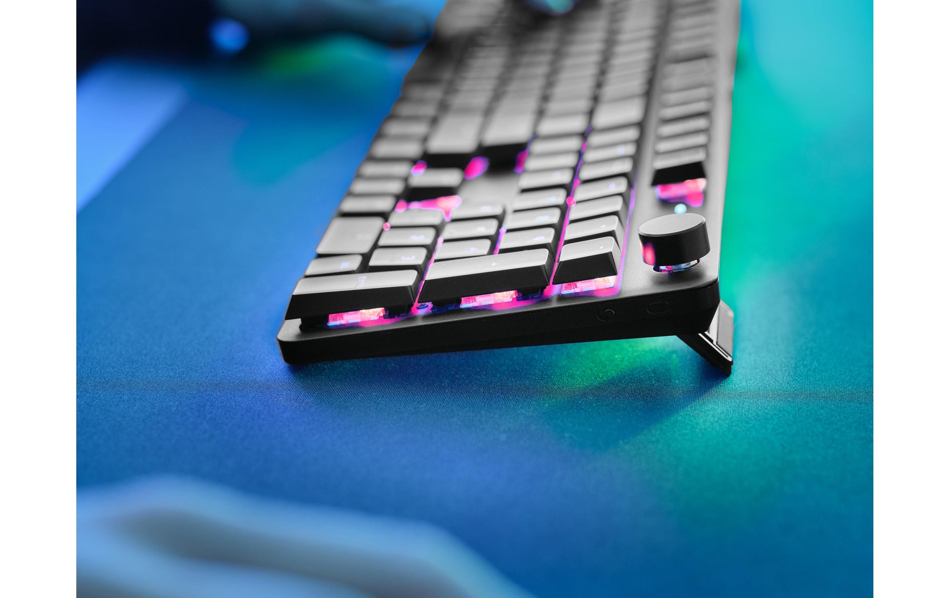 Trust GXT868 Torix – Tastatur, kabelgebunden (USB-A), US-Layout (EN), Fullsize (mit Ziffernblock), mechanisch
