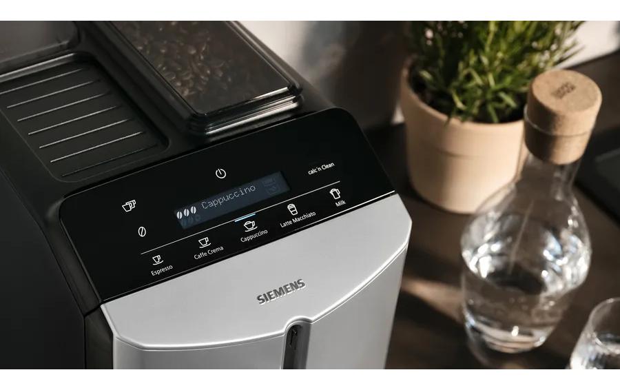 Siemens EQ300 TF303E01 Kaffeevollautomat – 15 bar, 1,4 l, 250 g, Schwarz