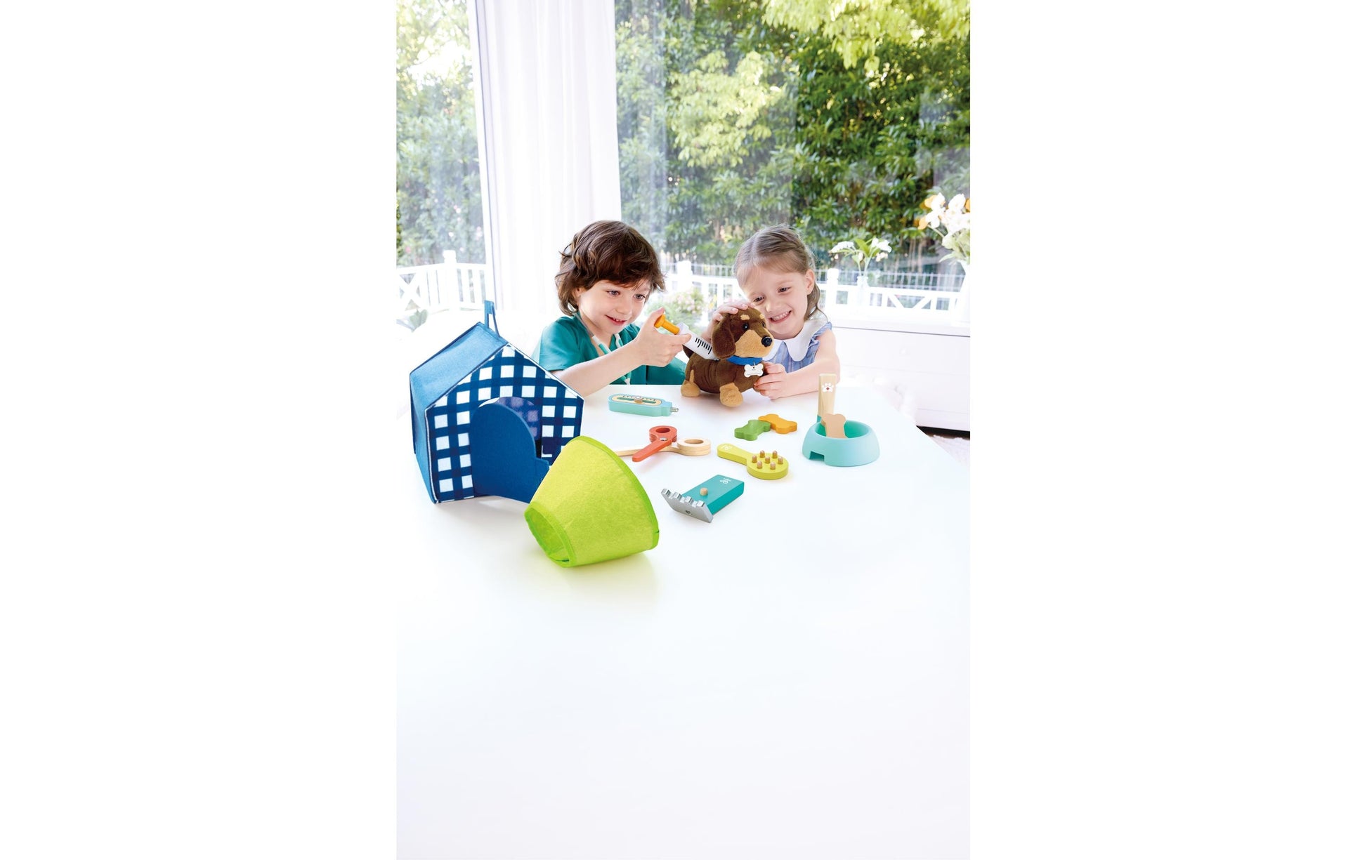Hape Tierarzt-Spielset – 16-teilig – 20,5×18,5×20 cm – ab 3 Jahren – mehrfarbig – FSC
