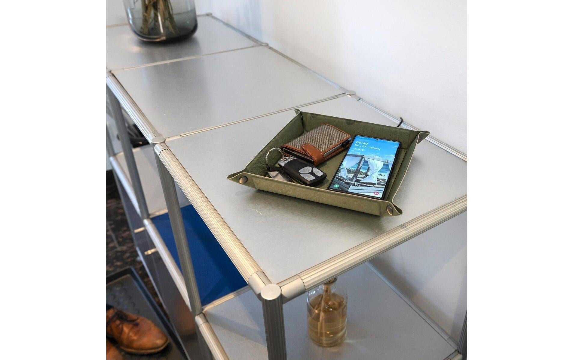 4smarts Smarttray Ladestation (EU) – 20 W, 2× USB-C + 1× USB-A, Qi, faltbar – für Smartphones