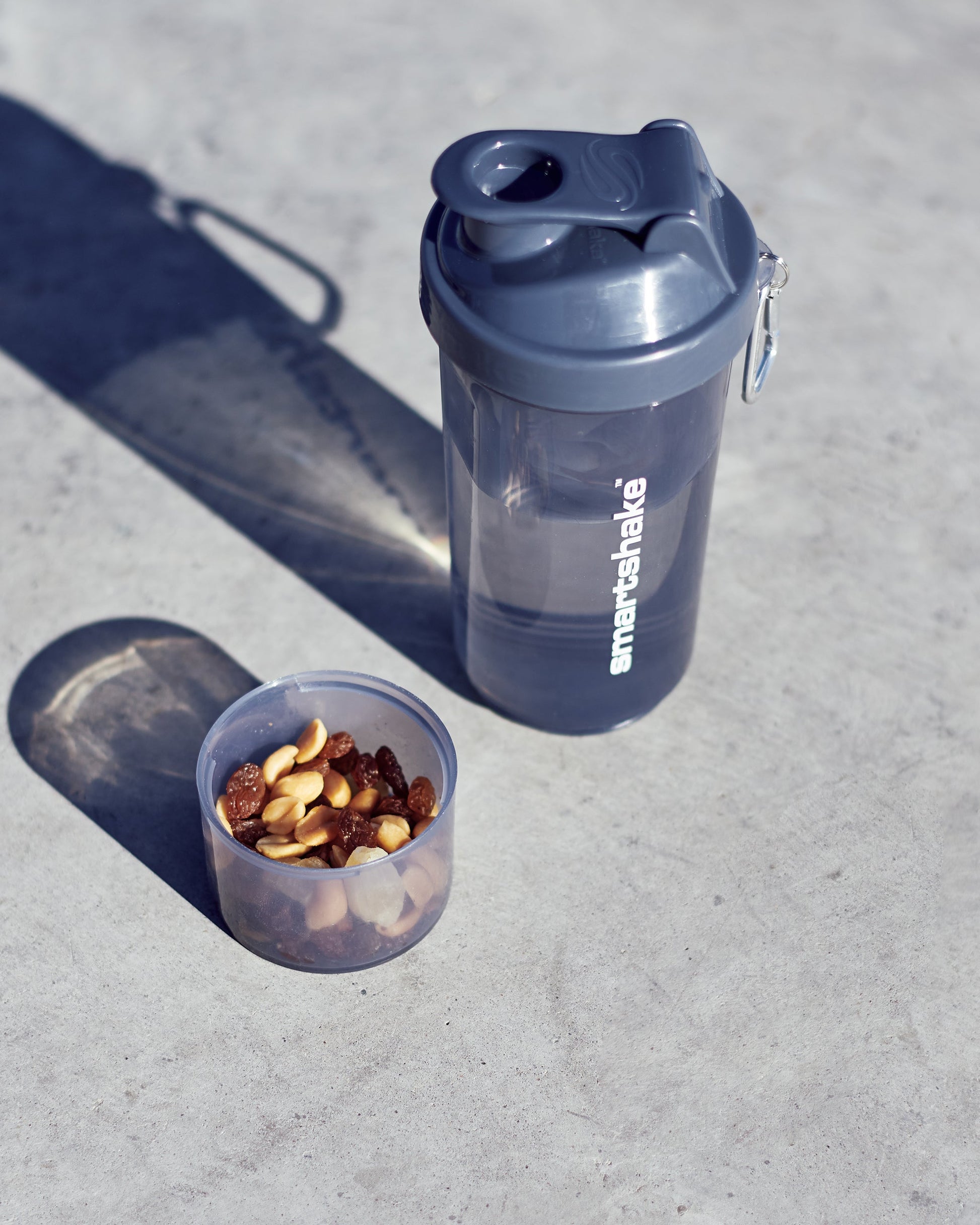 Smartshake Slim Trinkflasche 500 ml – Kunststoff, Sportdeckel, Grau
