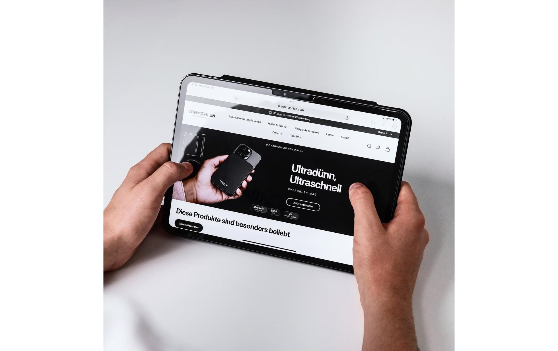 Vonmählen Tablet-Hülle für Apple iPad Air 13" (M3/2025) – Schwarz