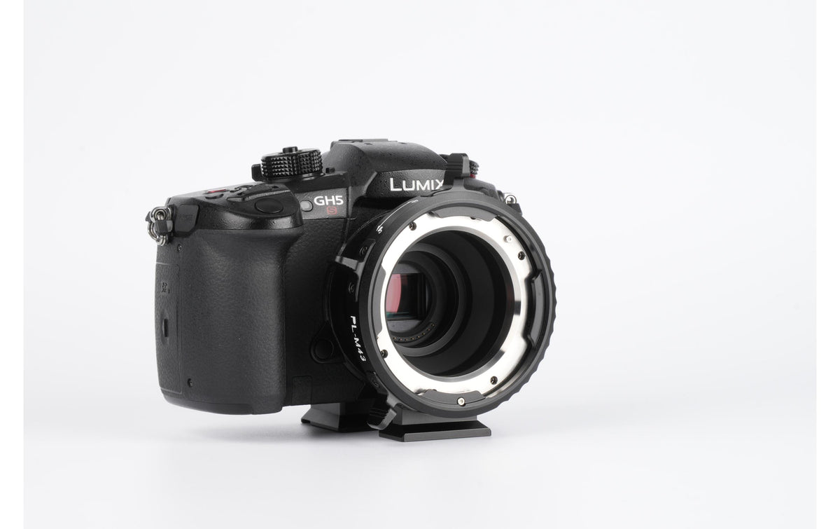 VILTROX PL-M43 Adapter – PL zu M43 – Aluminium, Schwarz – 236 g – 95 × 47,2 × 105,5 mm – für Universal