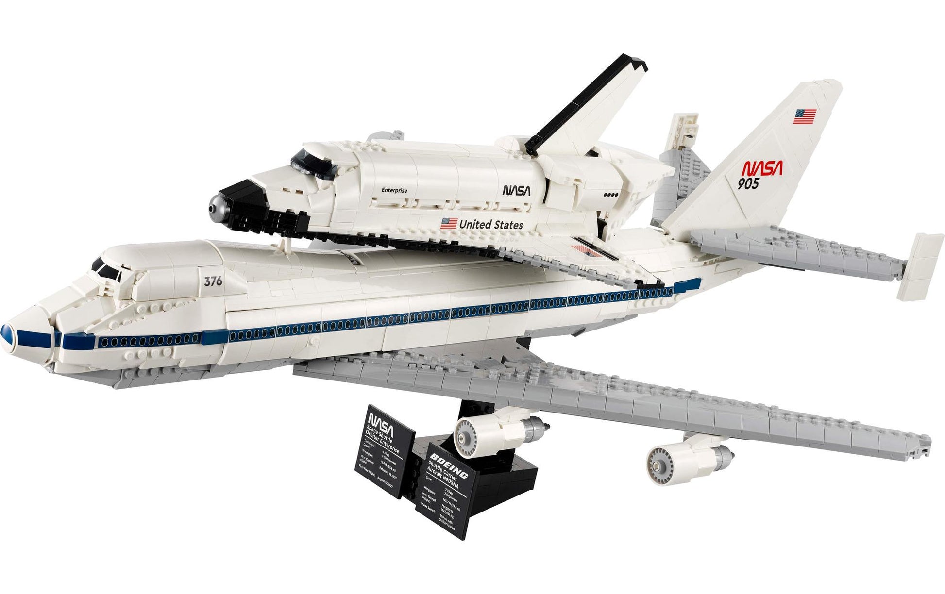 LEGO Icons 747 Shuttle Carrier Flugmodell – 2417-teilig – 37,8 × 10,3 × 55,5 cm – ab 18 Jahren