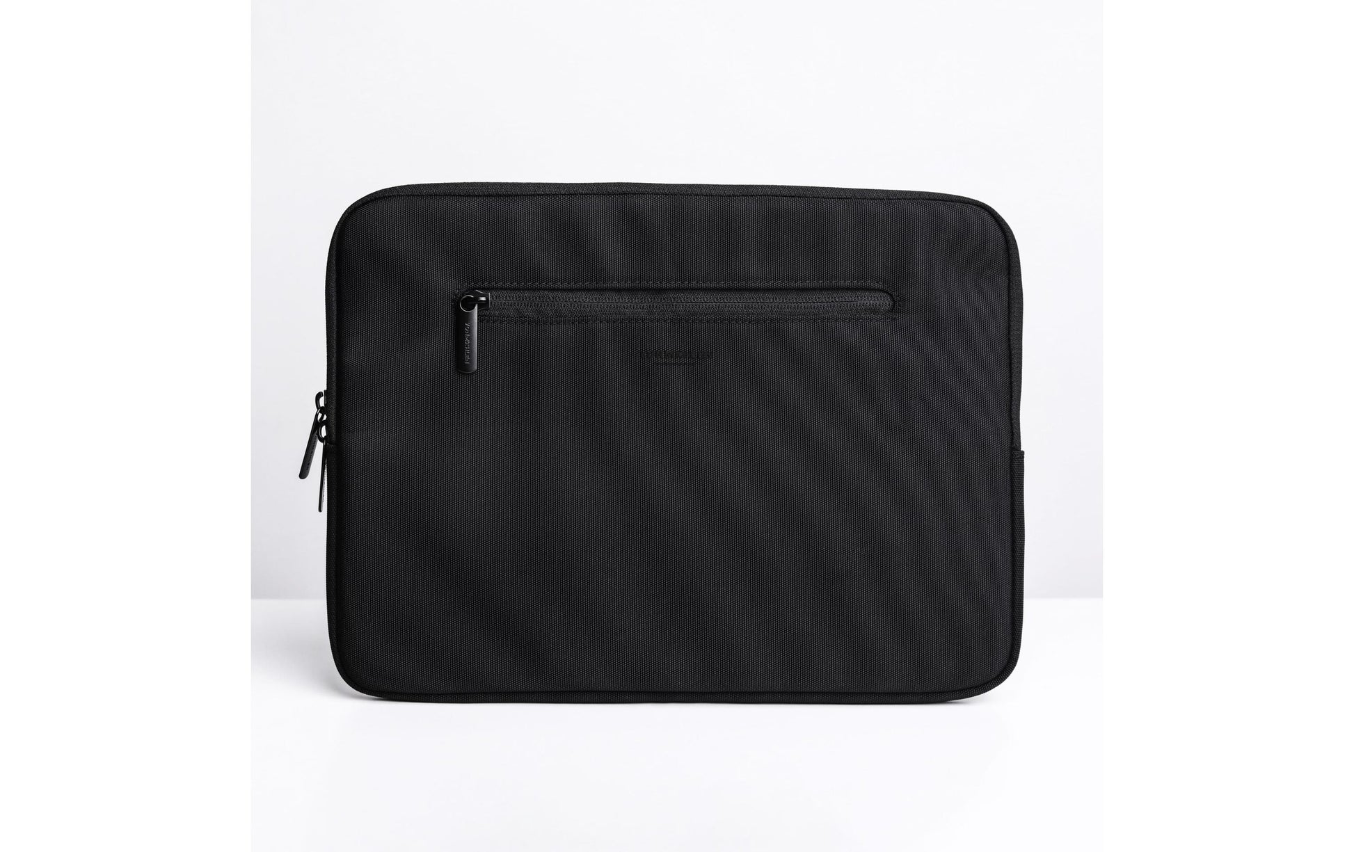 Vonmählen Notebook-Schutzhülle 16" – Schwarz