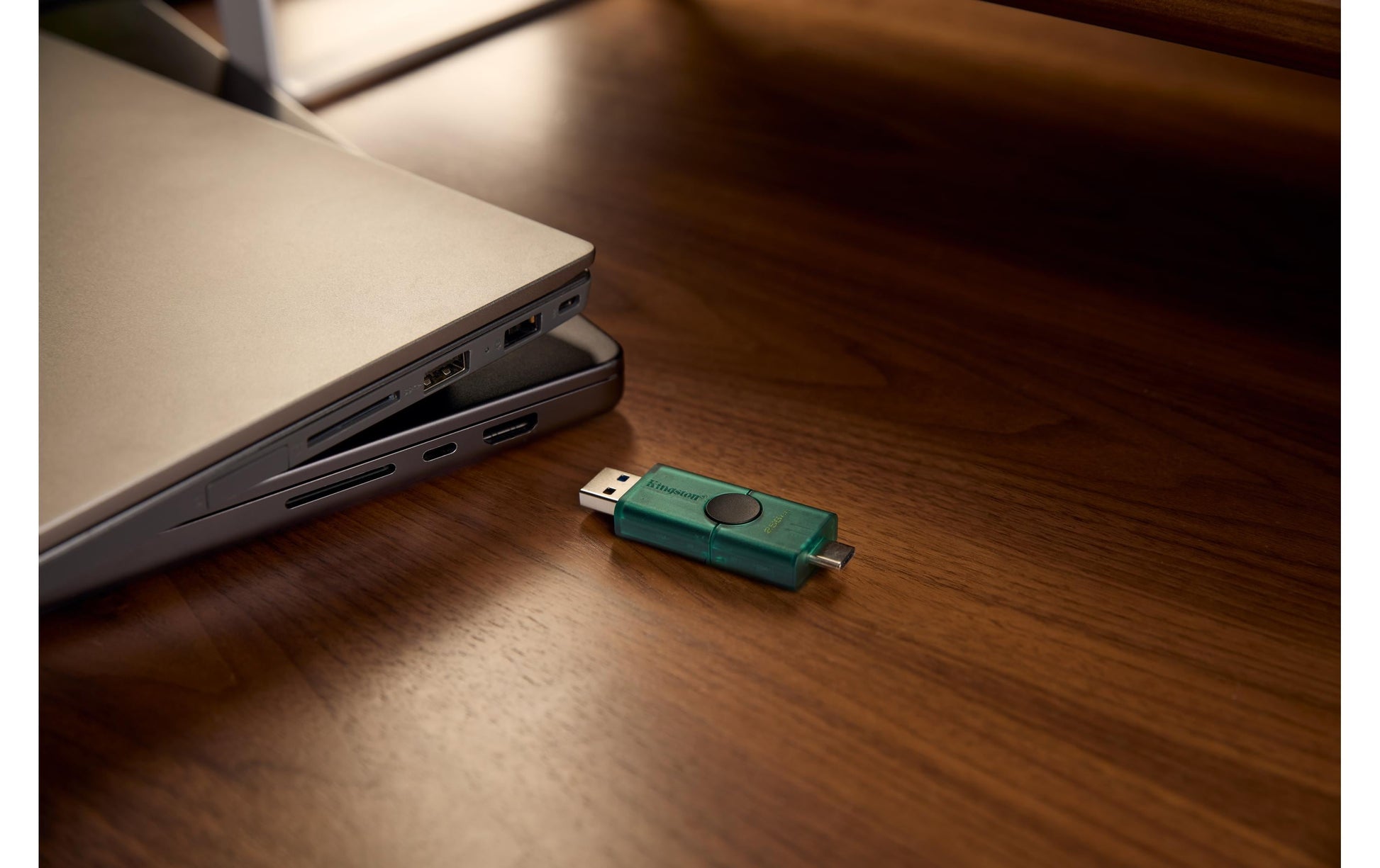 Kingston Technology Kingston DataTraveler Duo G2 USB-Stick – 256 GB, USB-A, USB-C, USB 3.2 Gen 1, Dual-Anschluss