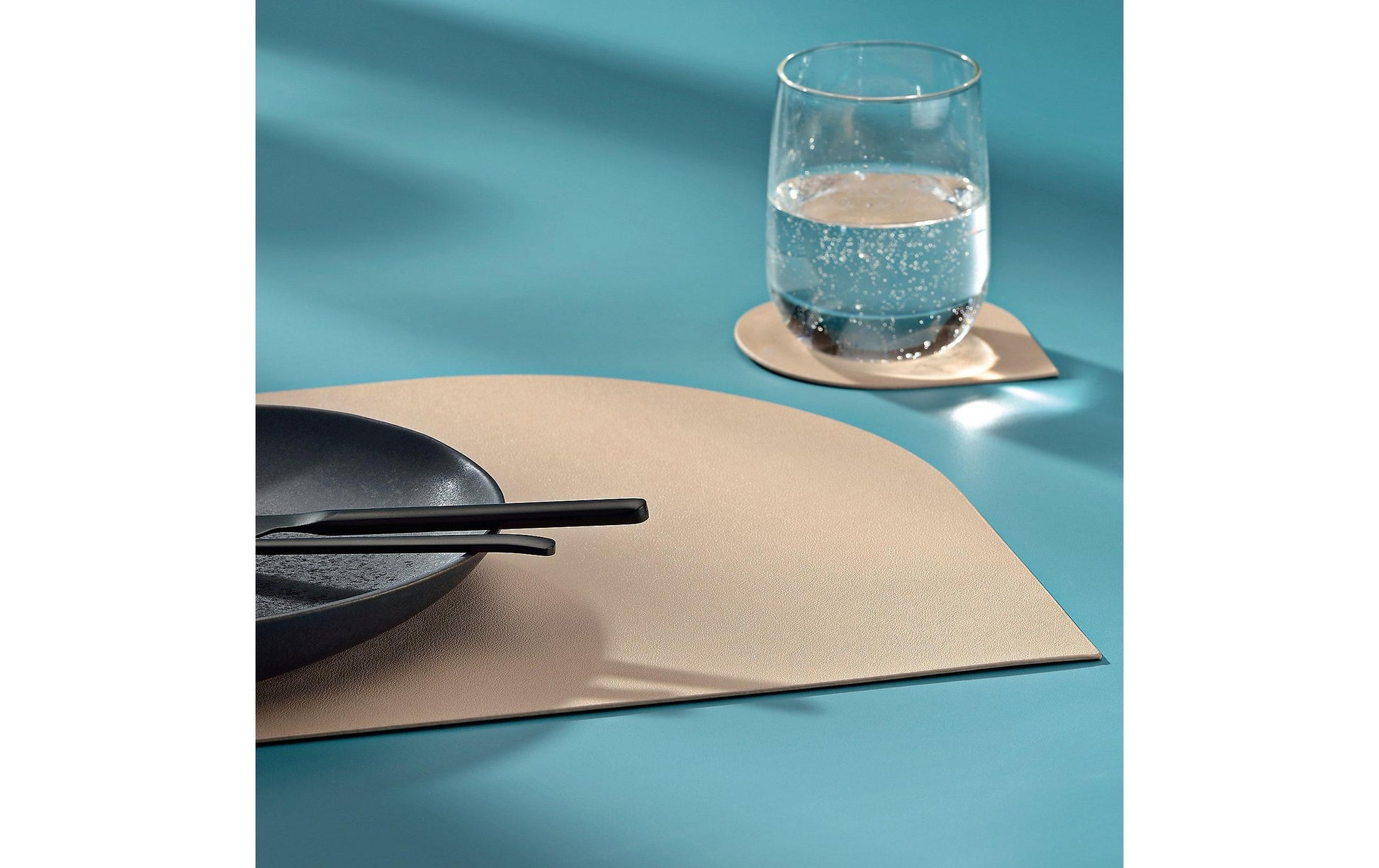 Kela Tischset Edel – Kunstleder (PU), blaugrün, 45 × 30 cm