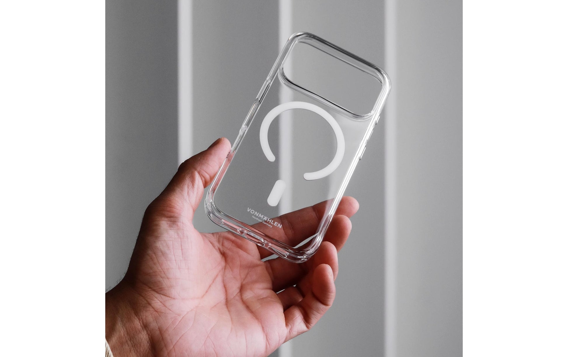 Vonmählen Backcover – für Apple iPhone 17 Pro – transparent/weiss – PC – MagSafe-kompatibel