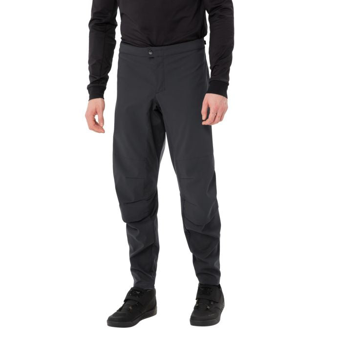VAUDE Softshellhose Qimsa Pro – M – Schwarz, Softshell (recycelt), winddicht, wasserabweisend, reflektierend