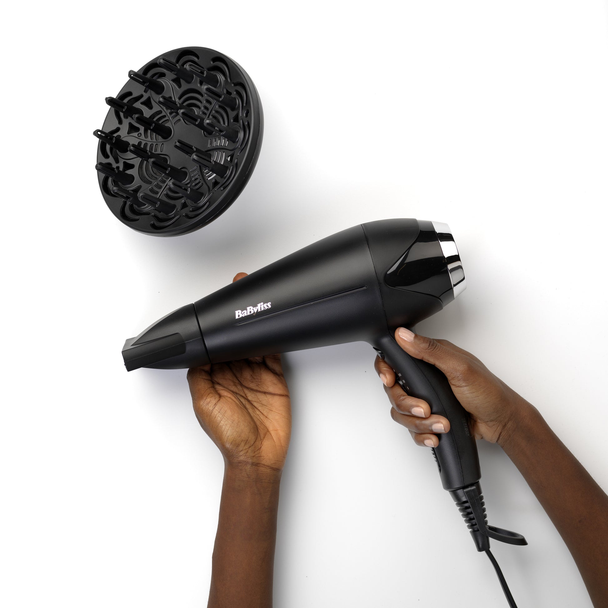BaByliss Haartrockner D572DE – 2200 W, Ionenfunktion, Keramisches Heizsystem – schwarz