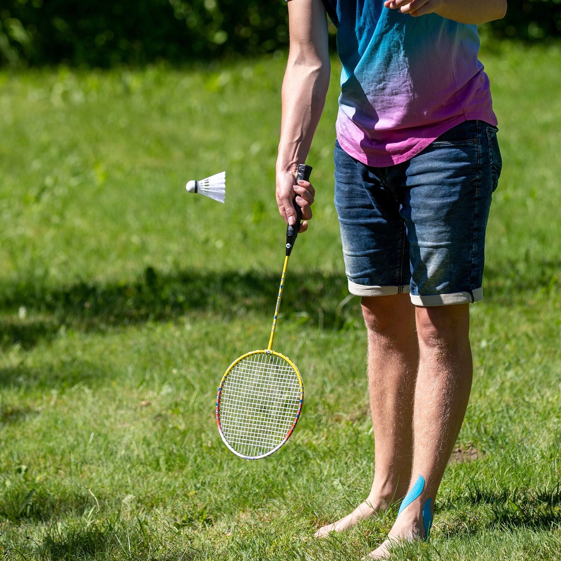 Schildkröt Funsports Federball-Set – 4 Schläger, 2 Federbälle, Tragetasche – ab 14 J. – mehrfarbig