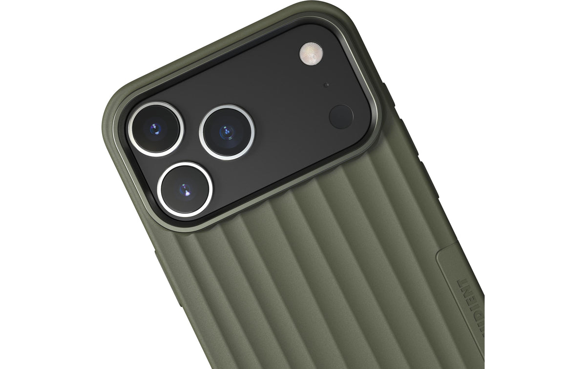 Nudient Bold Backcover – für Apple iPhone 17 Pro Max/18 Pro Max, MagSafe, Kunststoff, Olivgrün