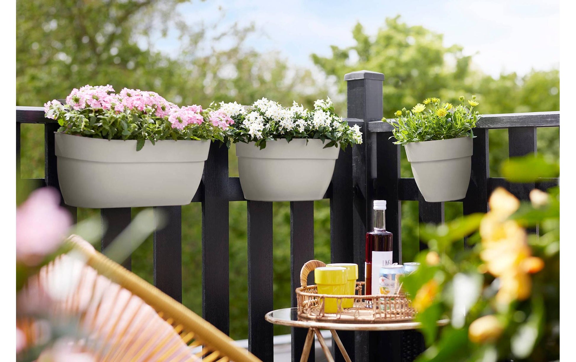 elho Hängeblumentopf – 2800 ml – Kunststoff, Weiss