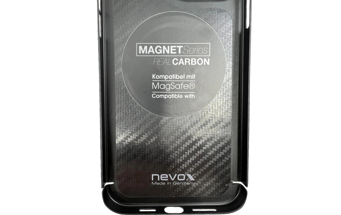 Nevox Backcover Carbon Series – für Apple iPhone 17 – schwarz – Aramidfasern, MagSafe-kompatibel
