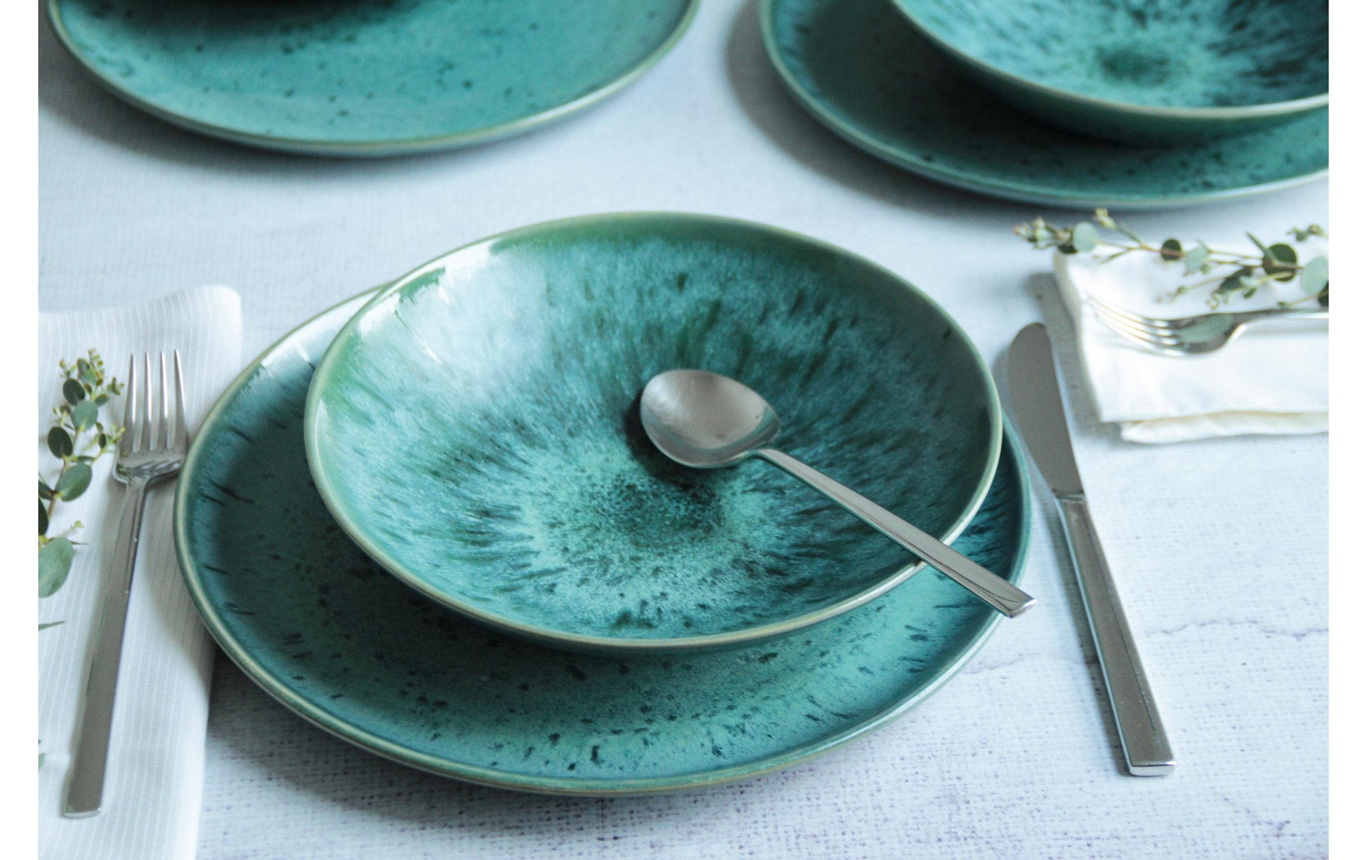 Mäser Carellia Speise-Service – 8-teilig, Ø 22,5 cm, Keramik, Blau, spülmaschinenfest, mikrowellengeeignet