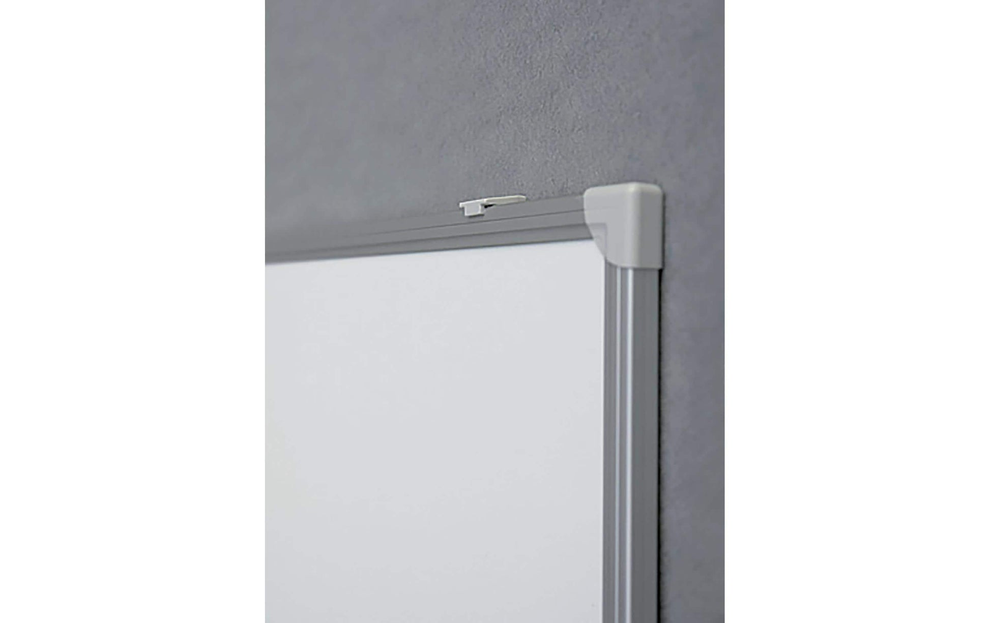 Franken Whiteboard – 90 × 120 cm, lackierter Stahl, magnetisch, Aluminiumrahmen, silber, Wandmontage
