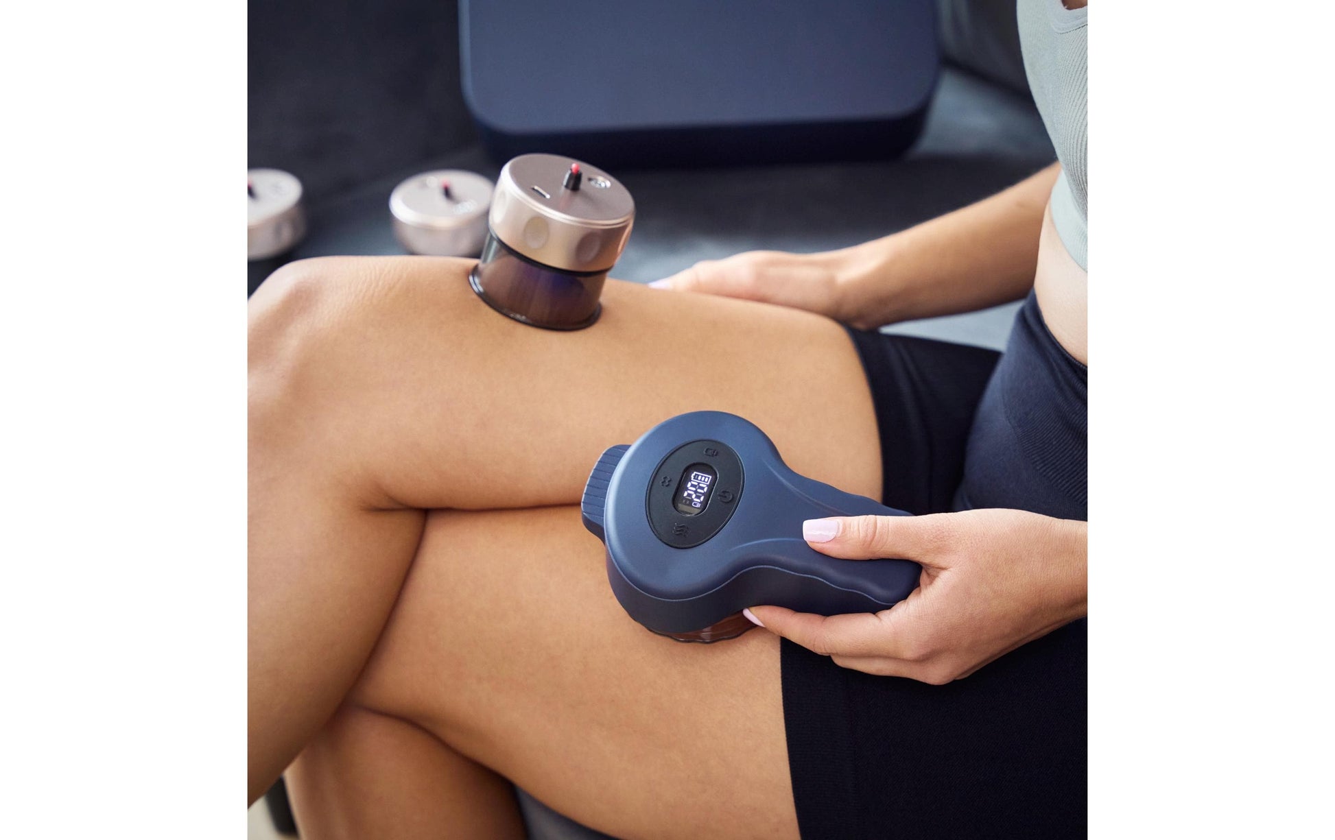 Medivon Massagegerät Celestine – Cellulite-Massage, Akku, USB – Gold, Marineblau