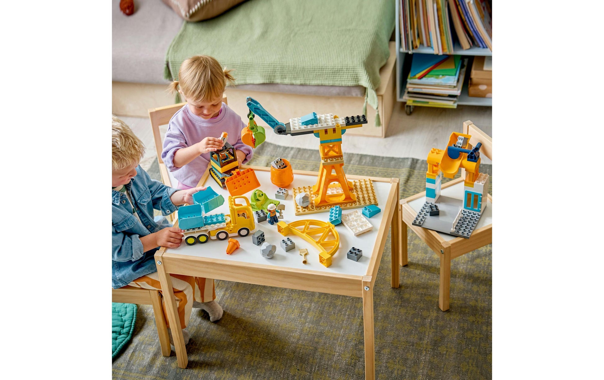 LEGO DUPLO Baustelle mit Baufahrzeugen – 84-teilig – 37,8 × 13,2 × 55,5 cm – ab 3 J.