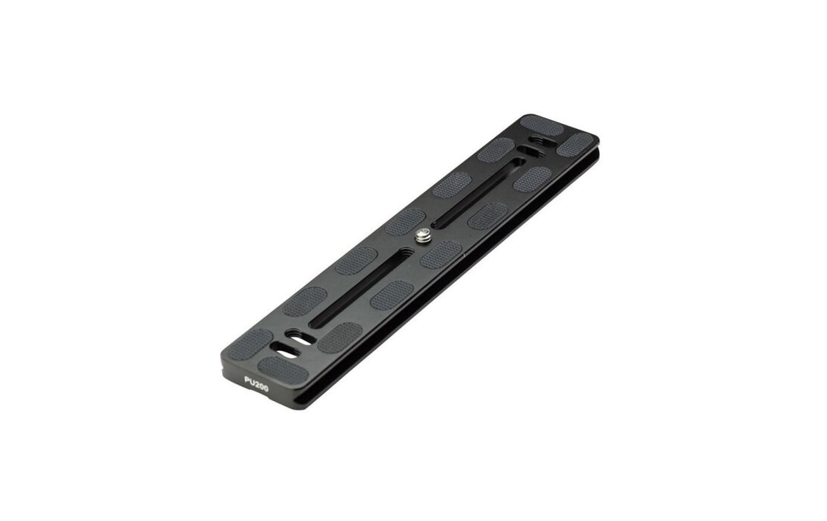 Benro PU-200 Schnellwechselplatte – Aluminium, 38 × 10 × 200 mm – 1/4" Stativgewinde – Schwarz