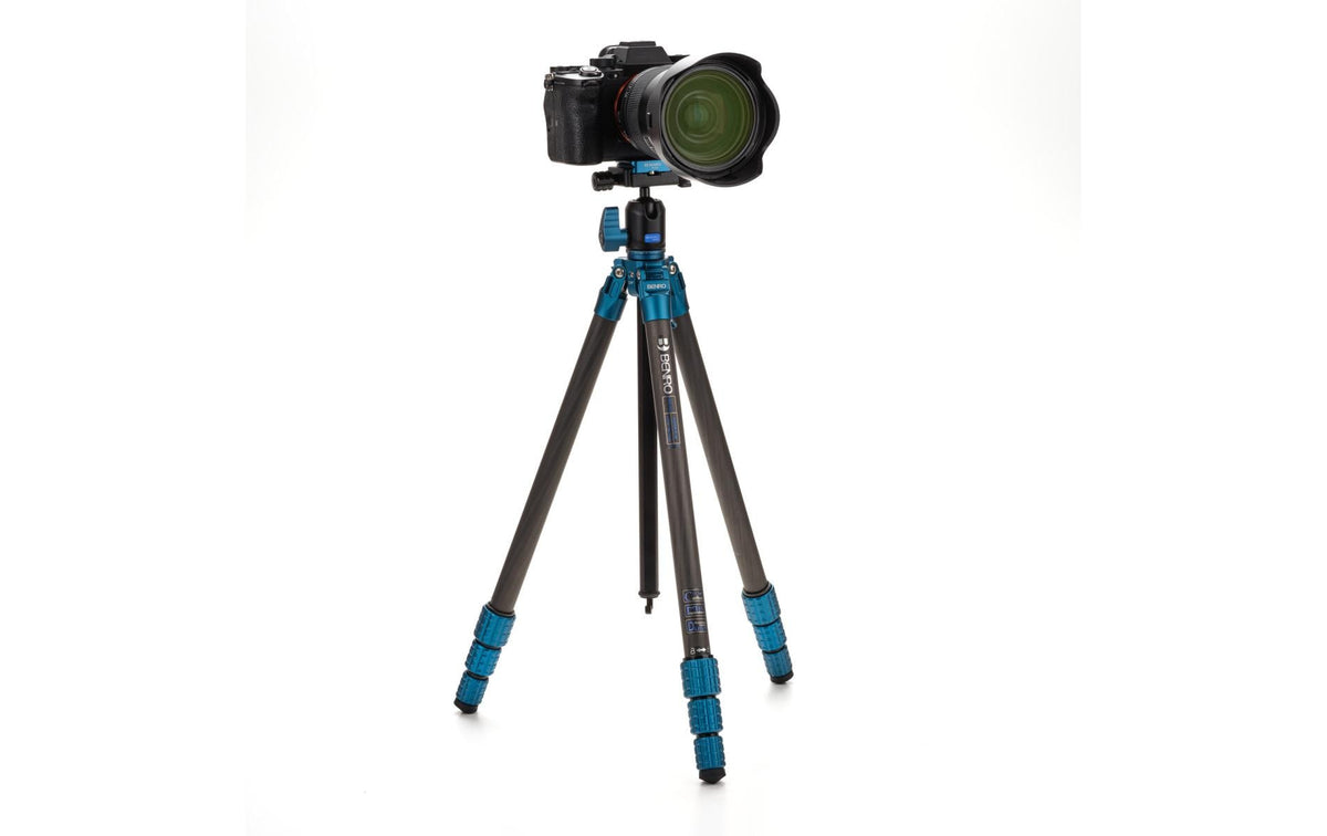 Benro SuperSlim Carbon Stativ-Kit – Dreibeinstativ – bis 156 cm – 4 kg Traglast – 1/4" Gewinde – Kugelkopf