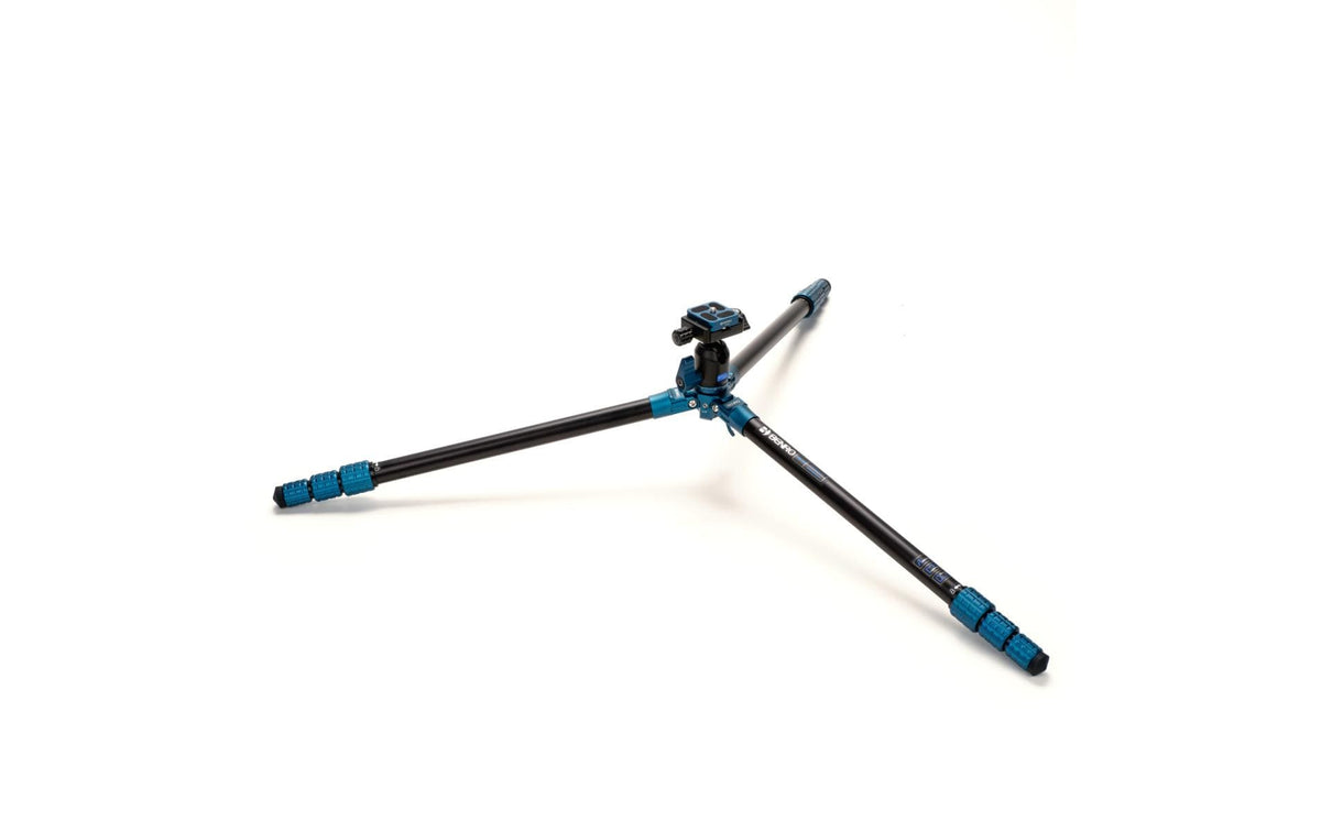 Benro SuperSlim Dreibeinstativ – bis 156 cm – 4 kg Traglast – Aluminium – 1/4" – Schwarz