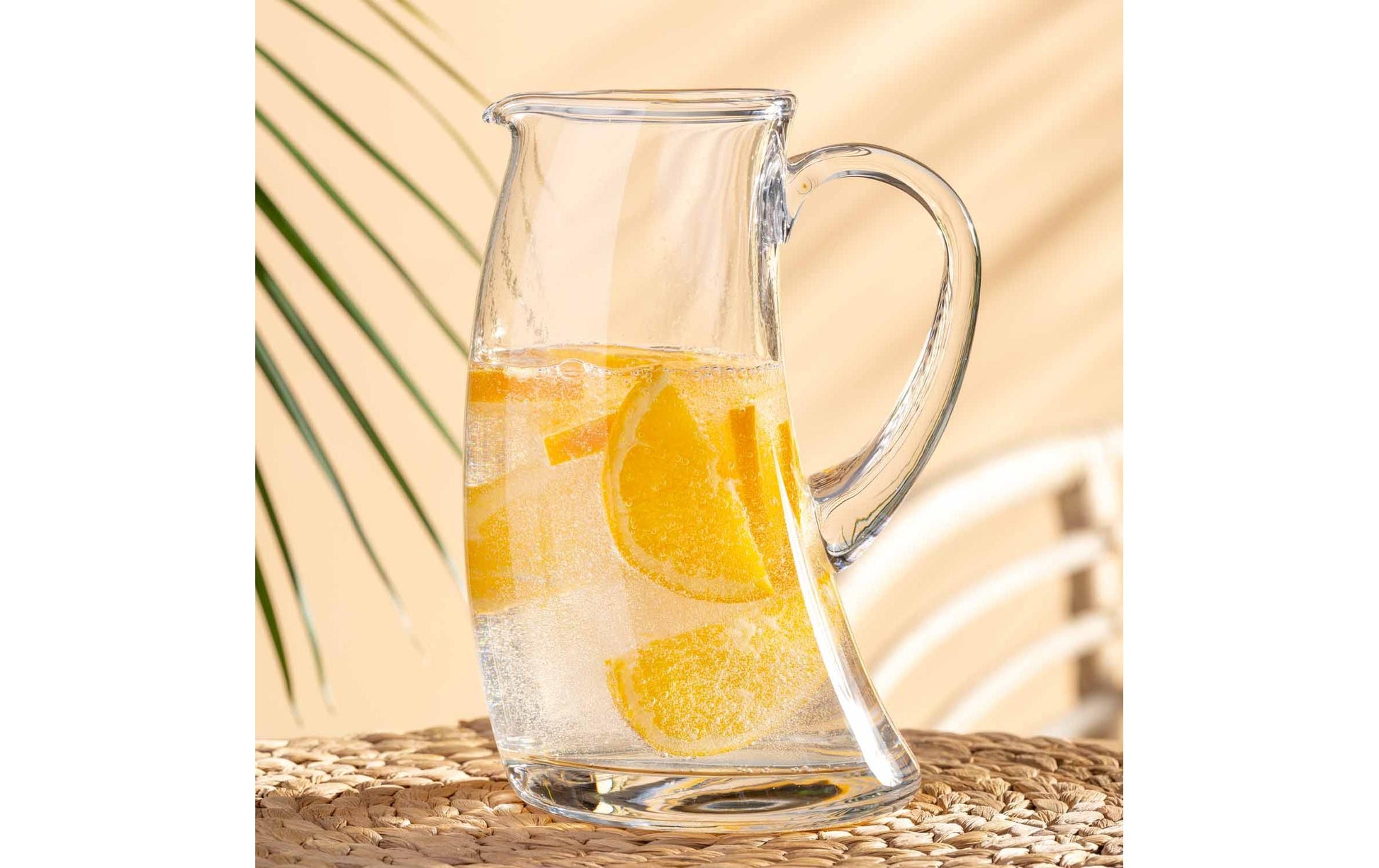 LEONARDO Krug Swing – 1,2 l, 13,5 × 22,0 cm, Kalk-Natron-Glas, Transparent, Nicht spülmaschinenfest