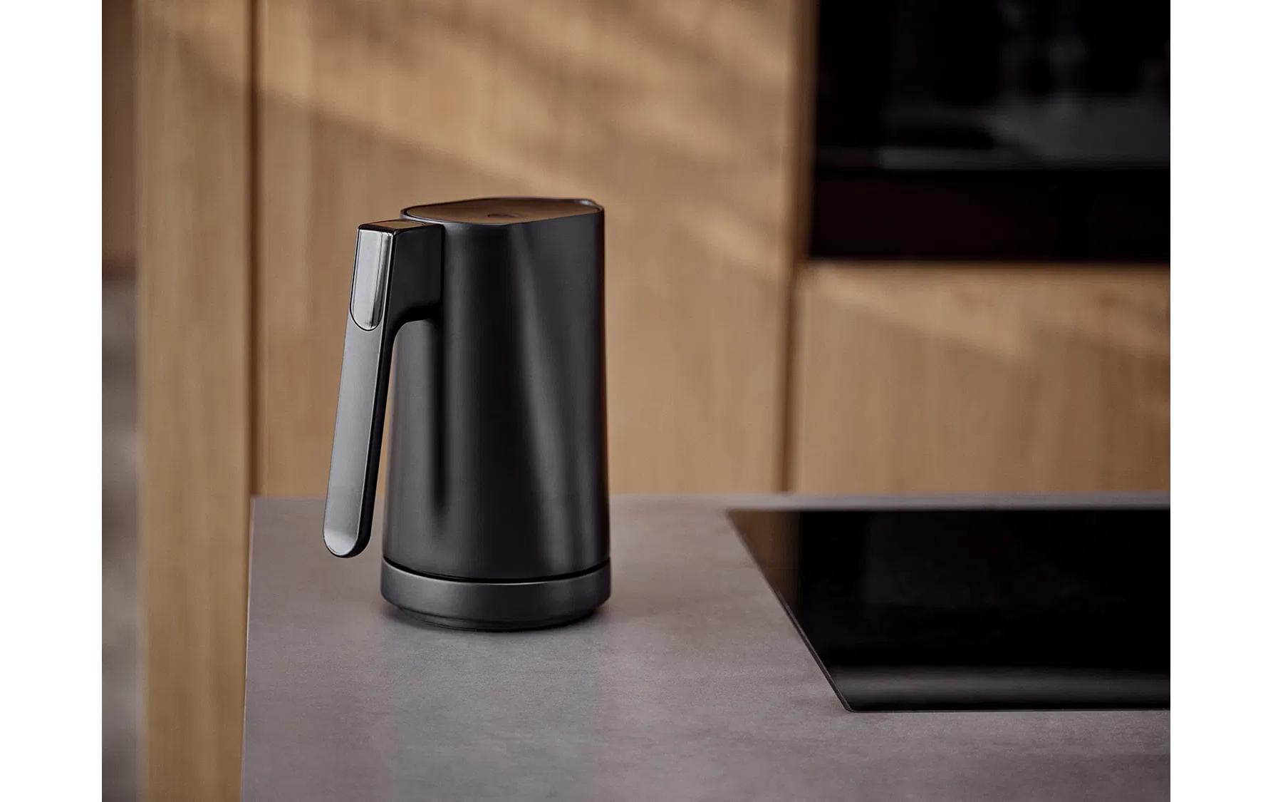 JACOB JENSEN Wasserkocher – 1,2 l, Aluminium, 2200 W, Schwarz