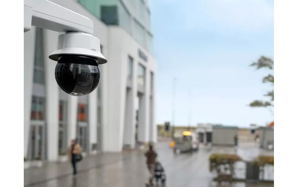 AXIS Q6325-LE PTZ – 1080p – 31× Zoom – PoE – IR 250 m – IP66/67 IK10