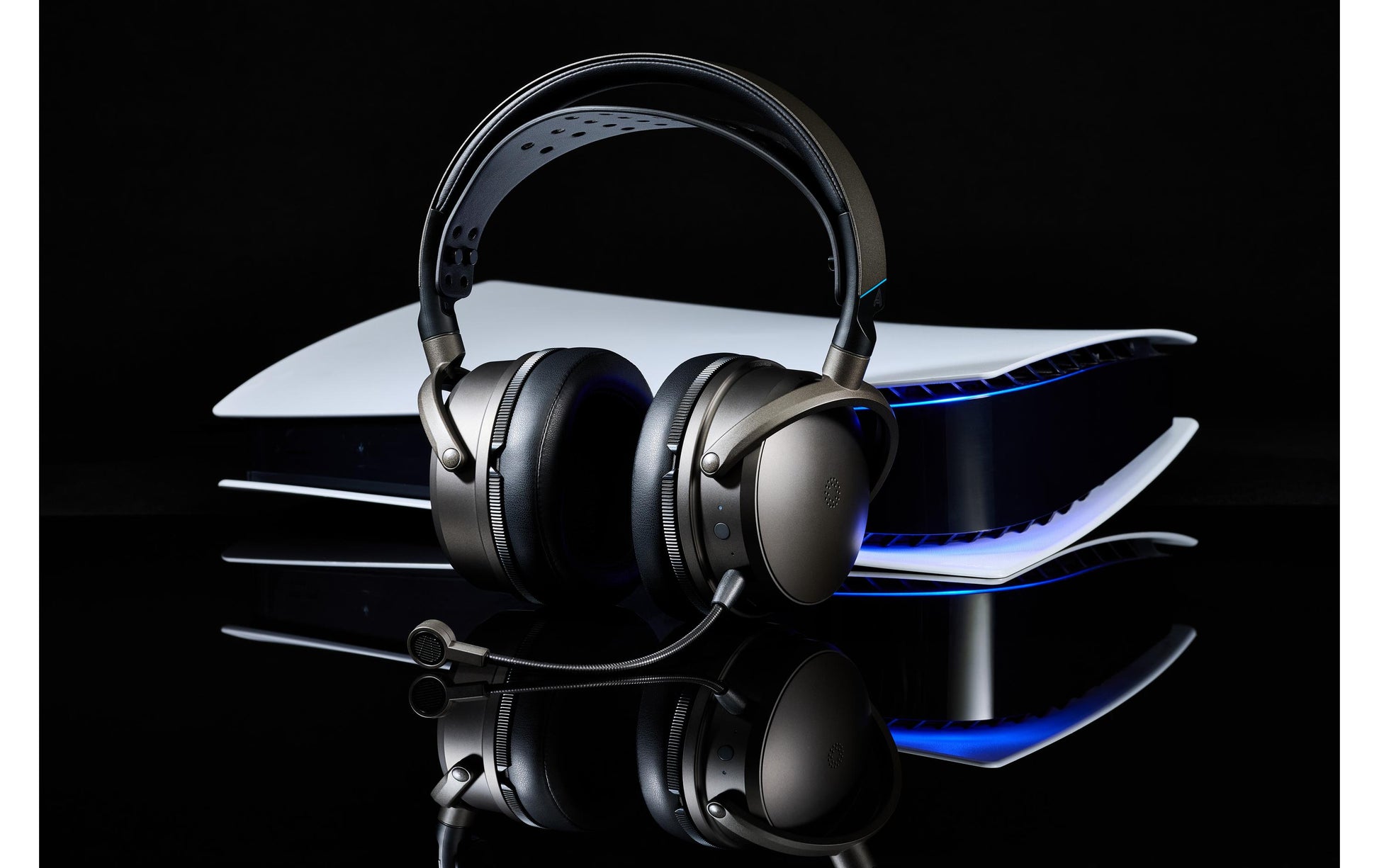 Audeze Maxwell 2 PS5 Gaming-Headset – Over-Ear, Stereo, Kabelgebunden (3,5 mm) + BT, ANC, für PS5, Grau/Schwarz