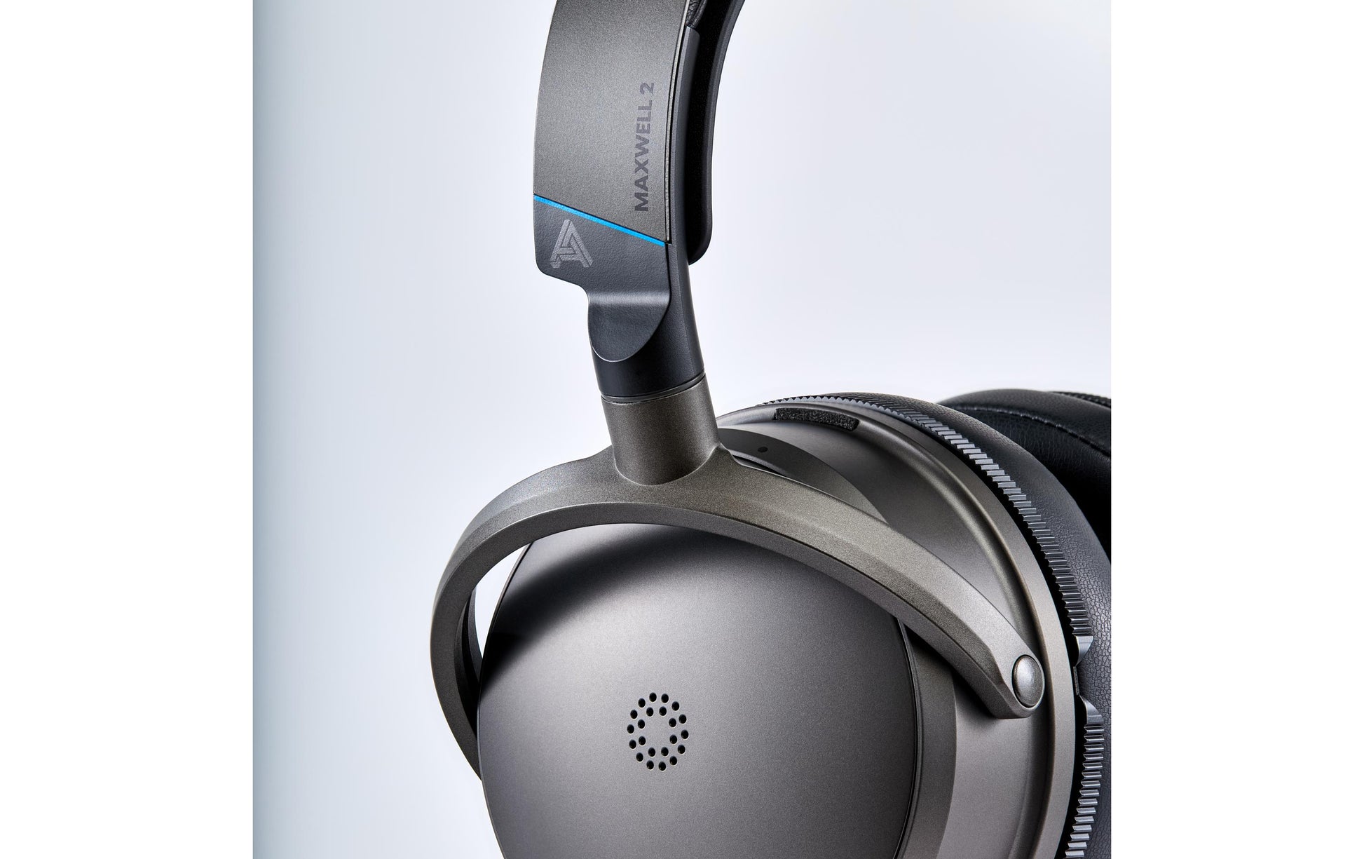 Audeze Maxwell 2 PS5 Gaming-Headset – Over-Ear, Stereo, Kabelgebunden (3,5 mm) + BT, ANC, für PS5, Grau/Schwarz