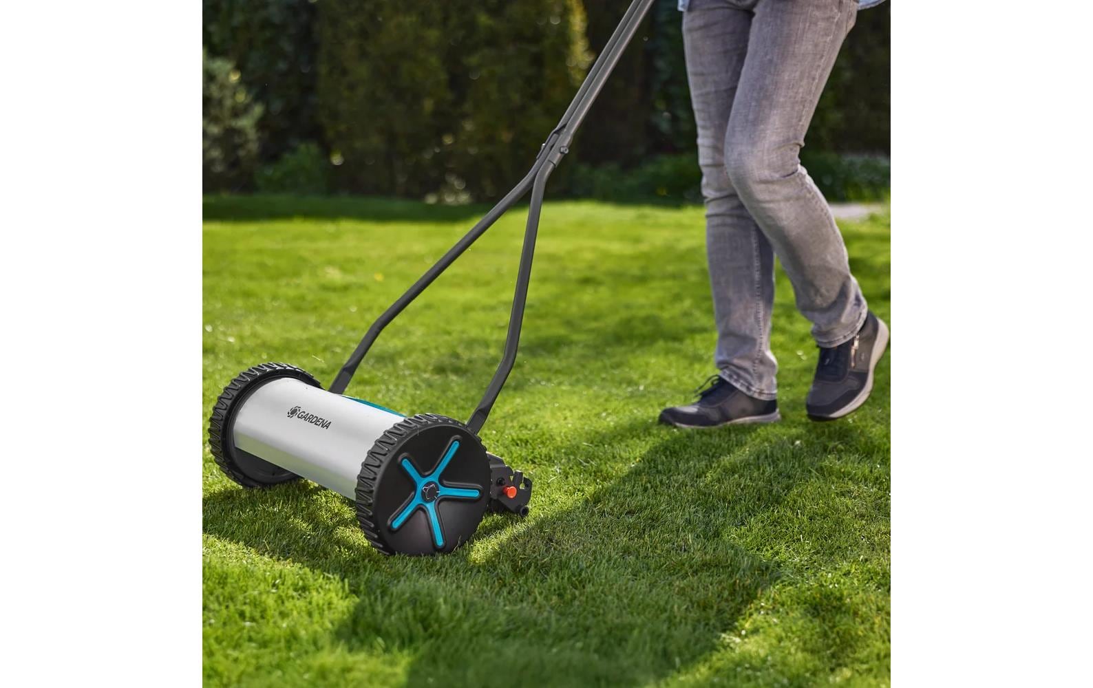 Gardena Spindelmäher Comfort 330 – Schnittbreite 30 cm, Schnitthöhe 12–42 mm, Gewicht 7,75 kg