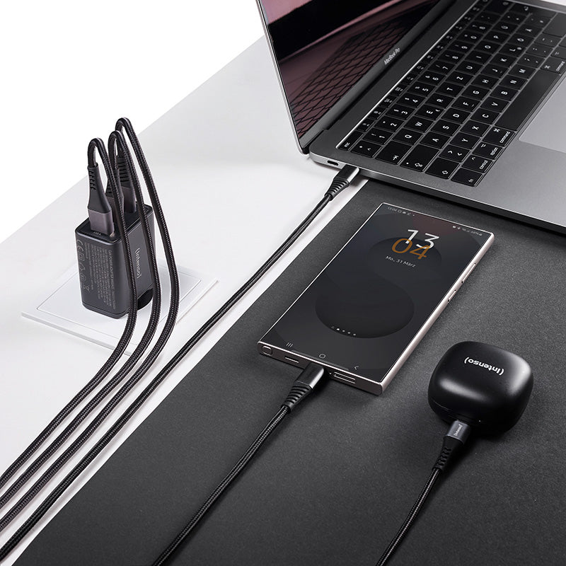 Intenso W65ACC USB-Wandladegerät 65 W – USB-C×2, USB-A×1 – GaN, Schwarz