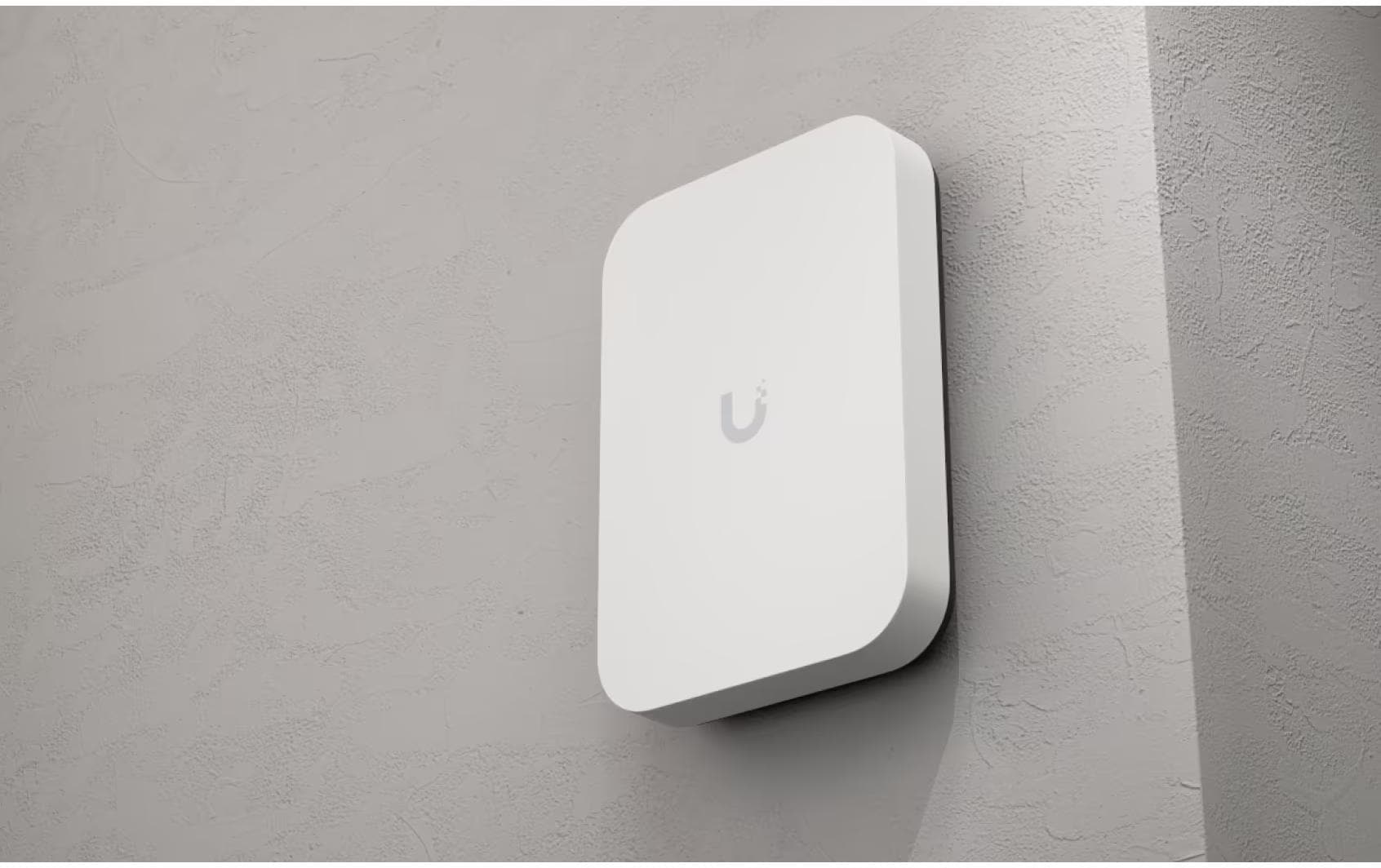 Ubiquiti UniFi U7 Pro XG-Wall – Wi-Fi 7 Access Point, Tri-Band (2,4/5/6 GHz), 10GbE, PoE+, Wandmontage, Weiss