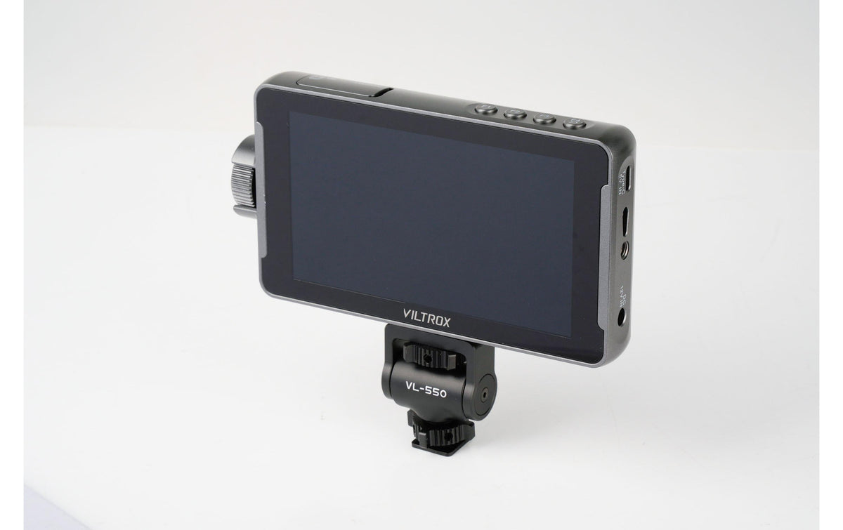 Viltrox DC-550 Kameramonitor – 5,5" 1920 × 1080 (Full HD), HDMI, SD-Slot – Akkubetrieb