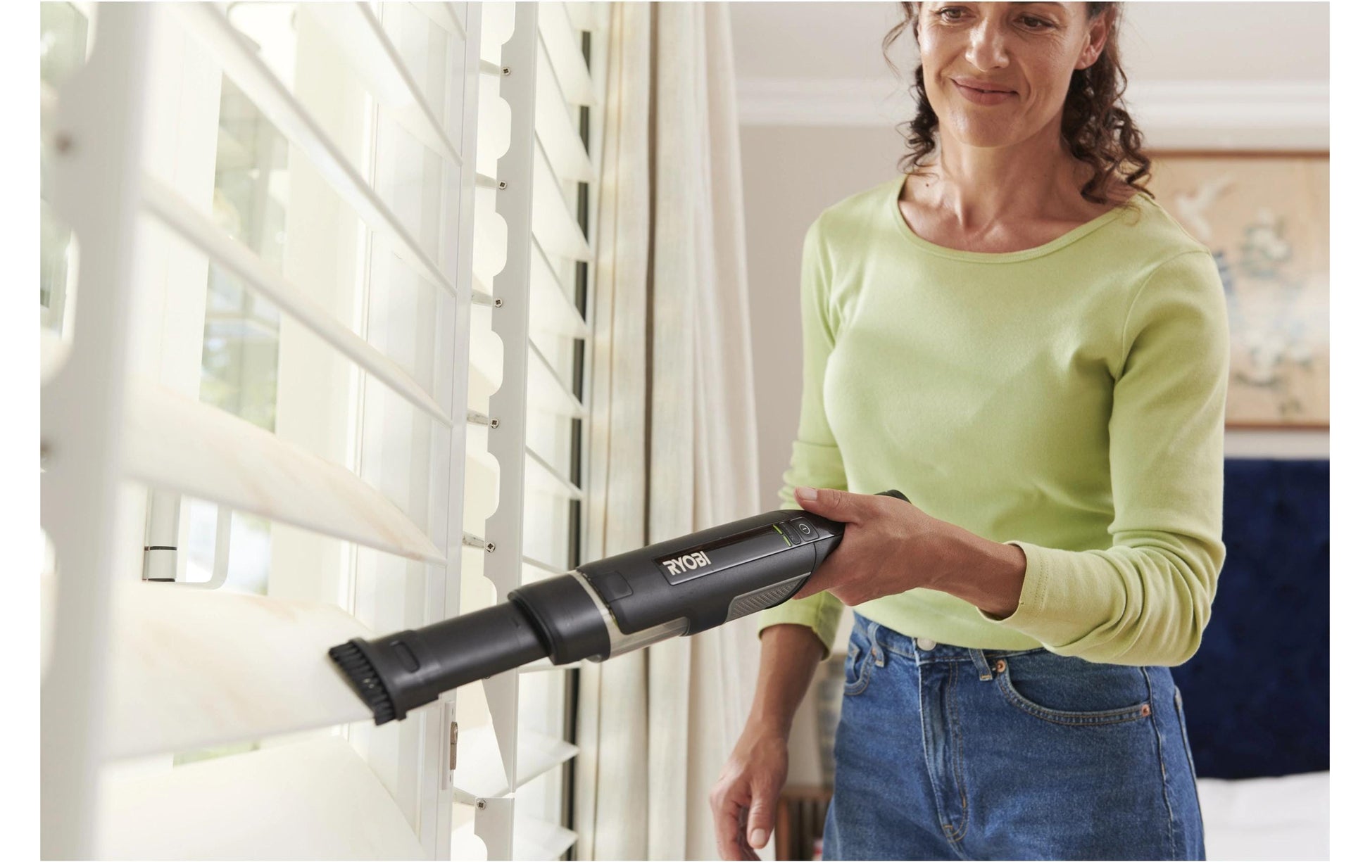 Ryobi Akku-Handstaubsauger RHV44-220G – 0,15 l, 4 V, 14 min