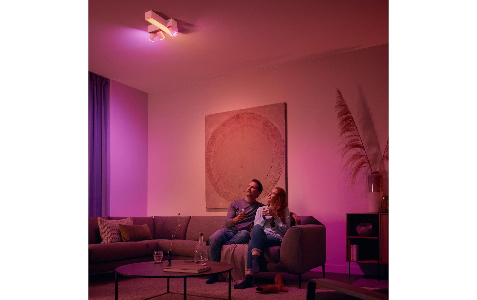 Philips Hue Deckenleuchte Ensis – 129,8 cm, 4750 lm, 79 W, 2000–6500 K, dimmbar, BT/ZigBee, weiss