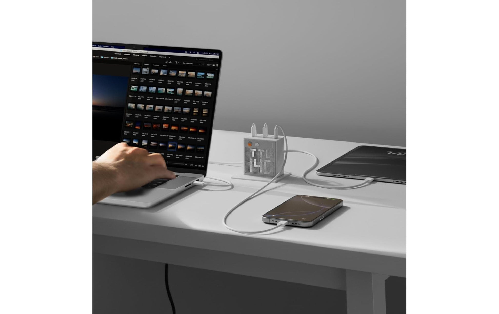 Sharge PIXEL 140 USB-Desktop-Ladegerät 140 W – USB-C×3 (1×67 W, 2×30 W), PD 3.1, GaN – grau